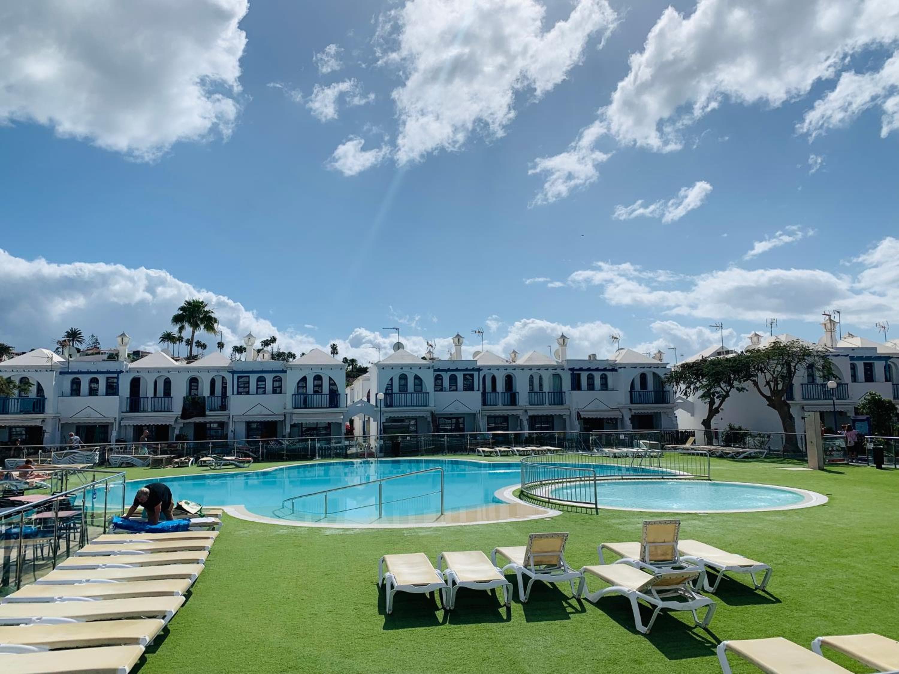 Bungalow Terrace&Pool near the Beach — 3