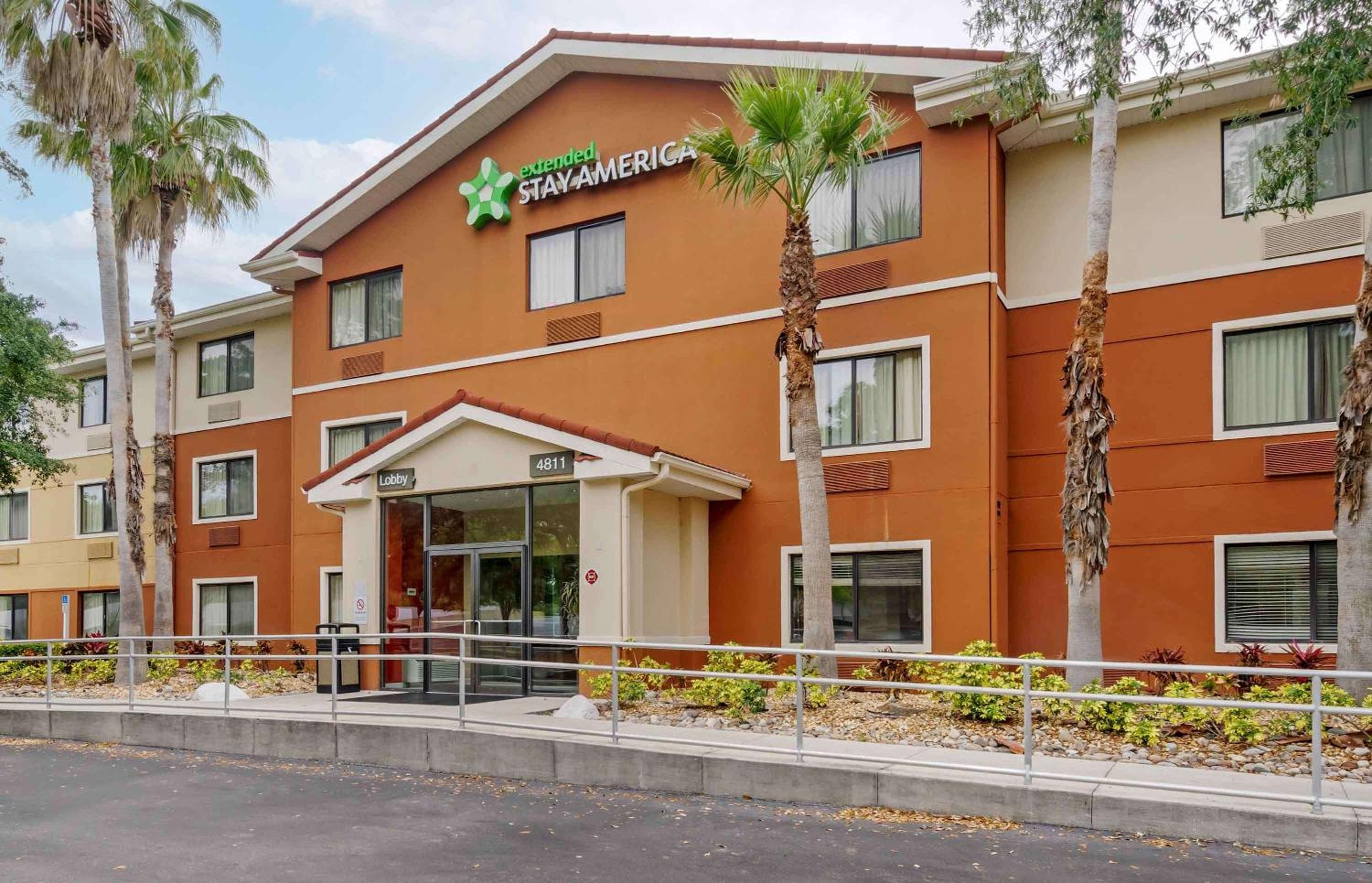 Extended Stay America Select Suites Tampa Airport Memorial Hwy — 1