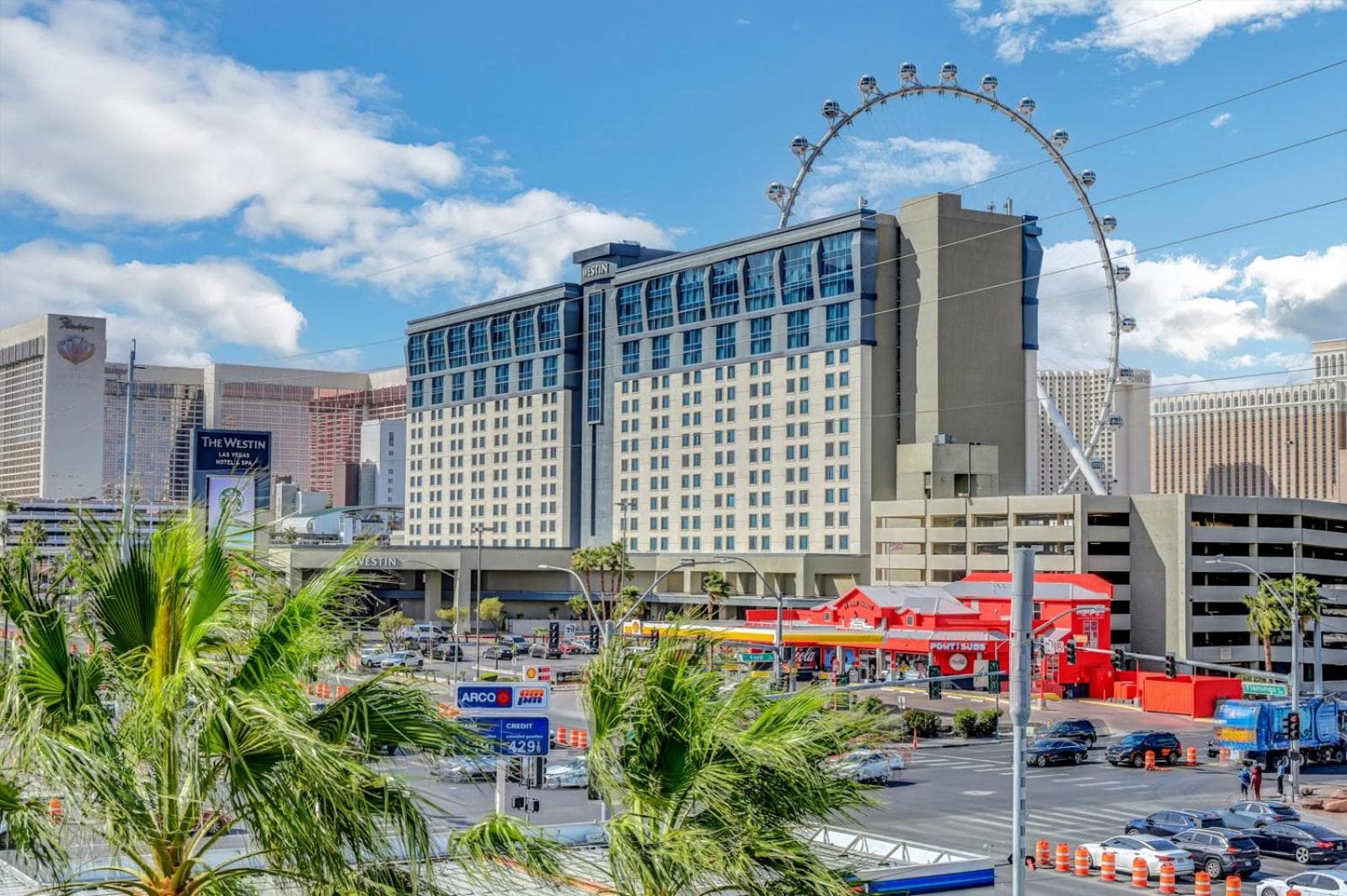Royal Oasis Suite at Platinum Hotel-Strip Views — 1