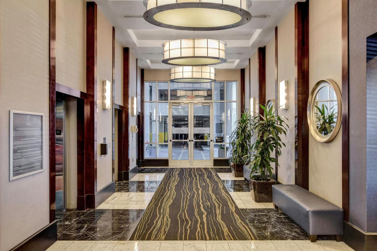 Royal Oasis Suite at Platinum Hotel-Strip Views — 26