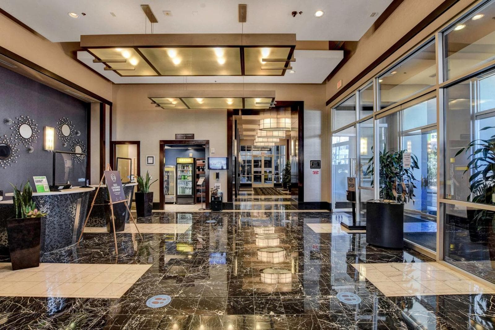 Royal Oasis Suite at Platinum Hotel-Strip Views — 24