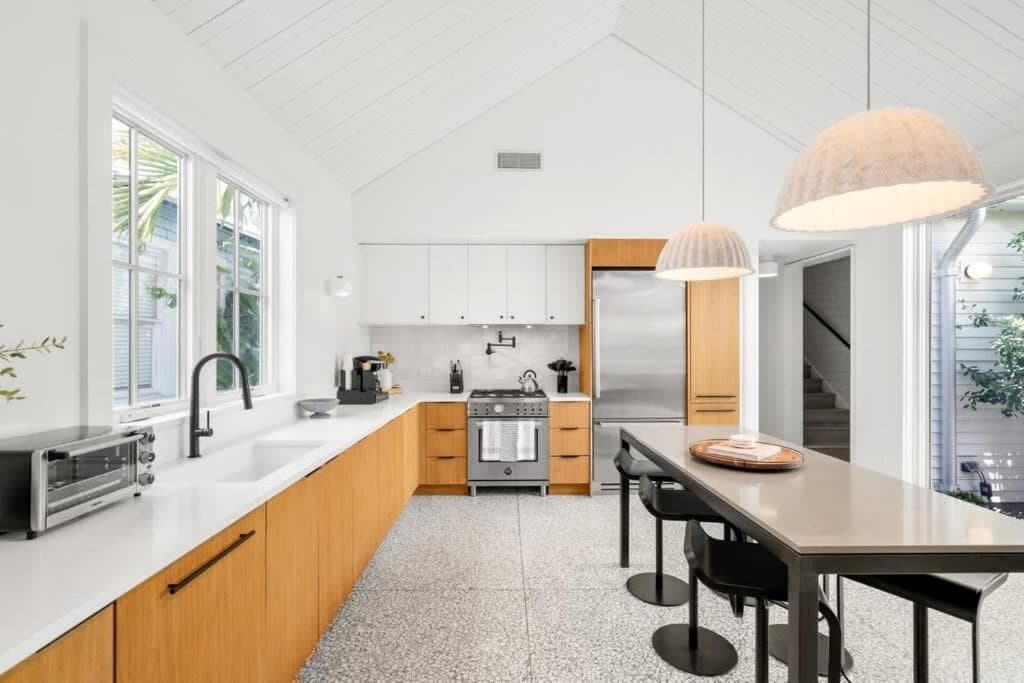 Casa Cohiba - Ybor City Townhouse — 3