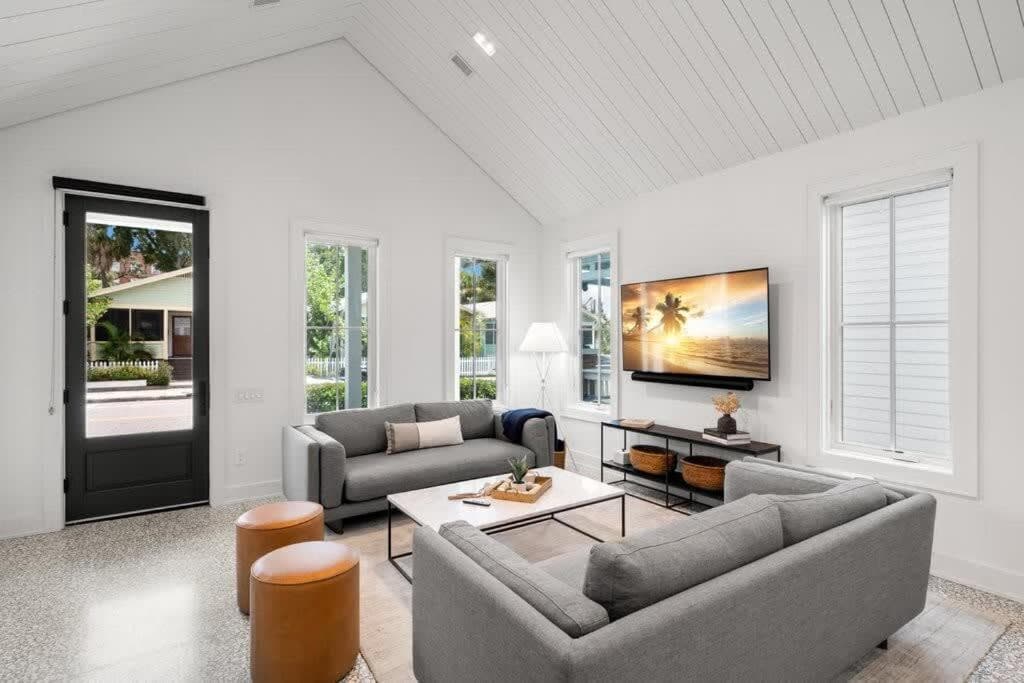 Casa Cohiba - Ybor City Townhouse — 9