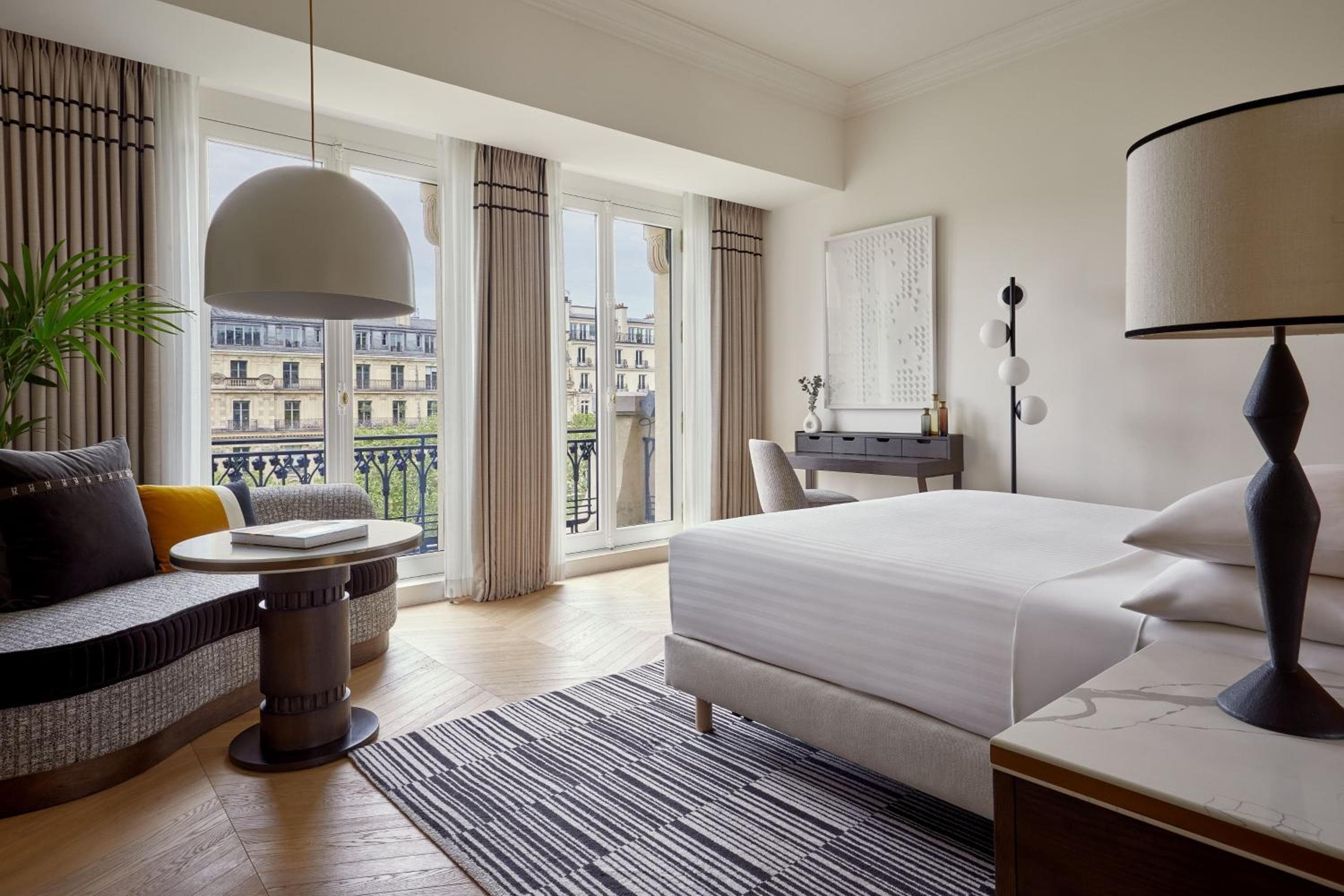 Hotel Marriott Champs Elysees di Parigi — 10