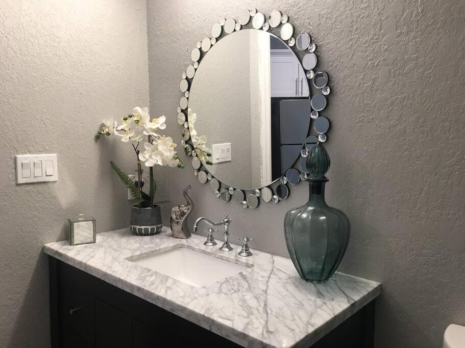 Chic pad in center of Seminole Heights-322 — 11
