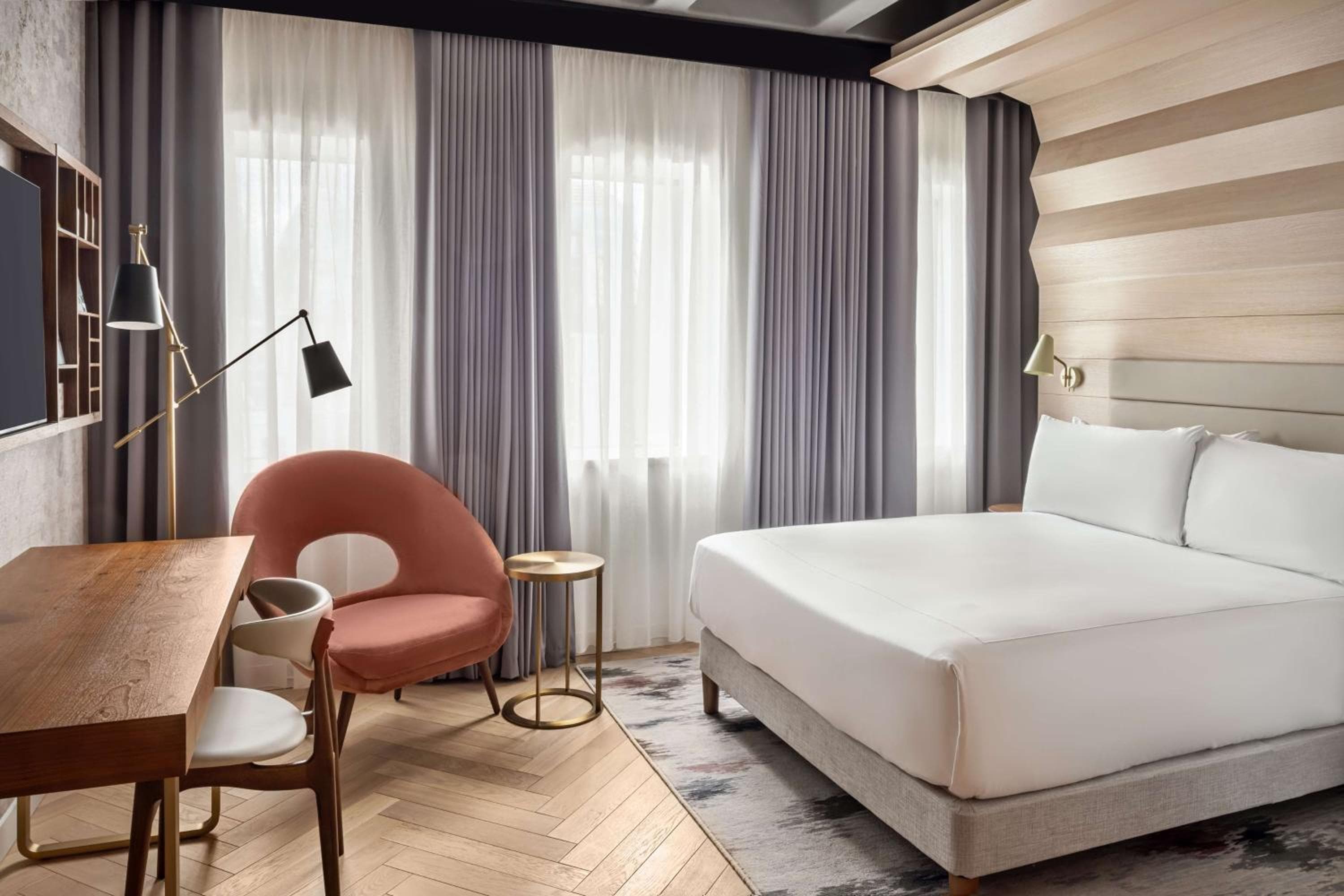 Canopy by Hilton London City — 5