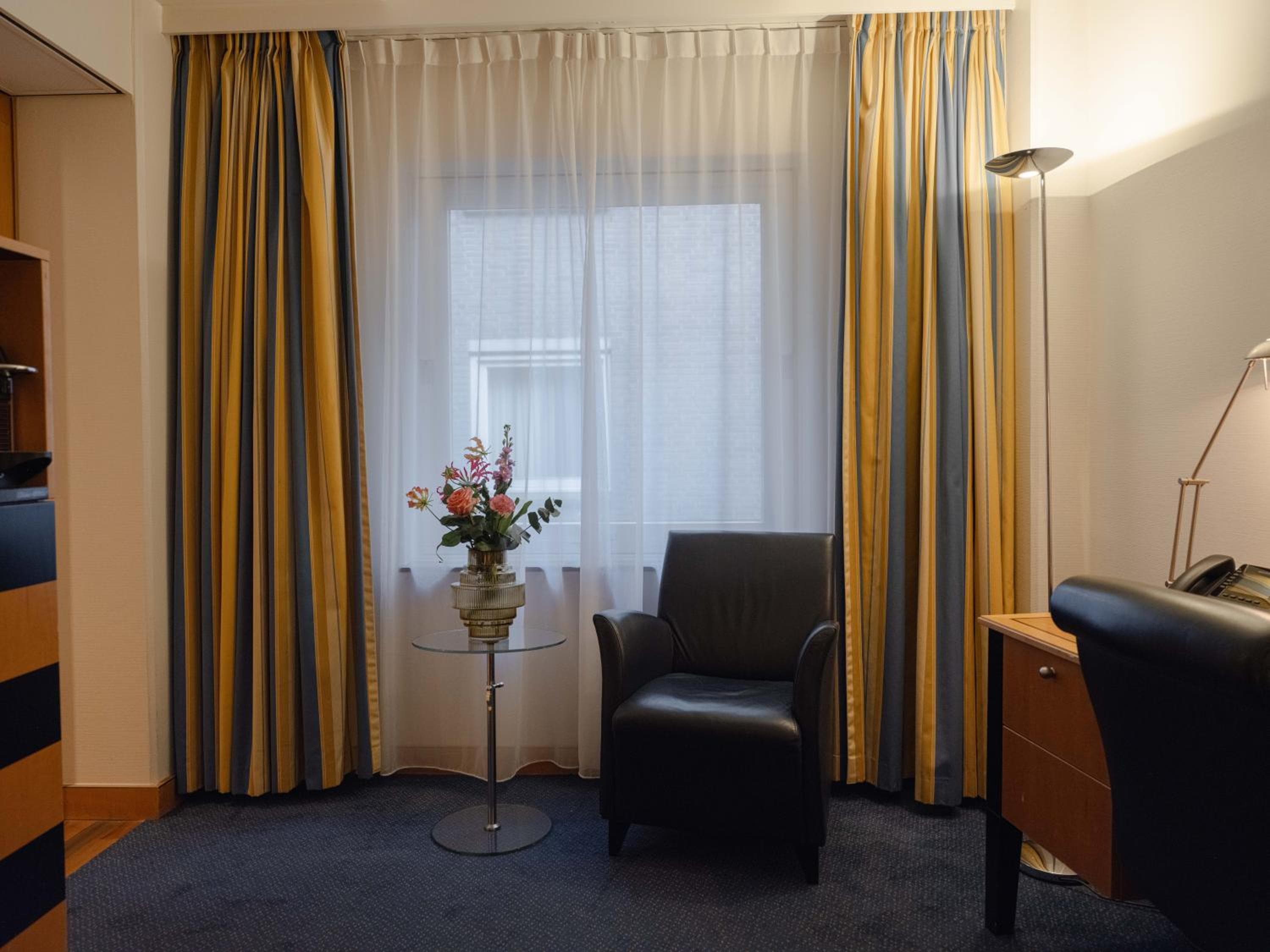 Swissôtel Amsterdam — 16