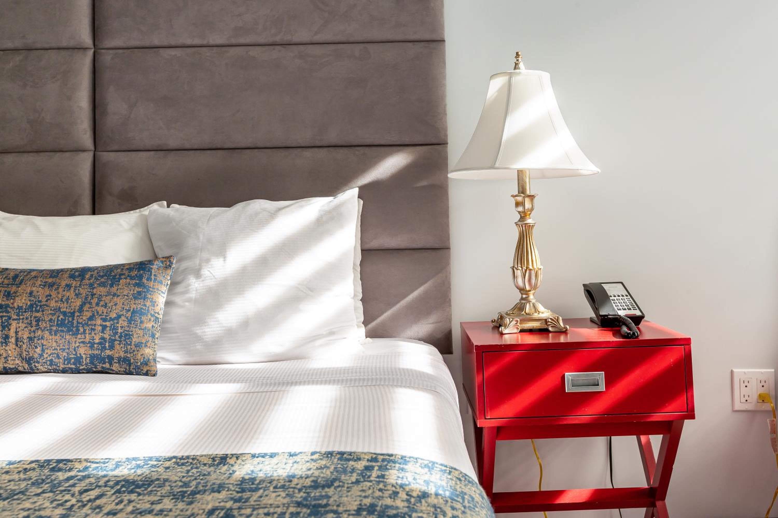 Hotel St. James — 28