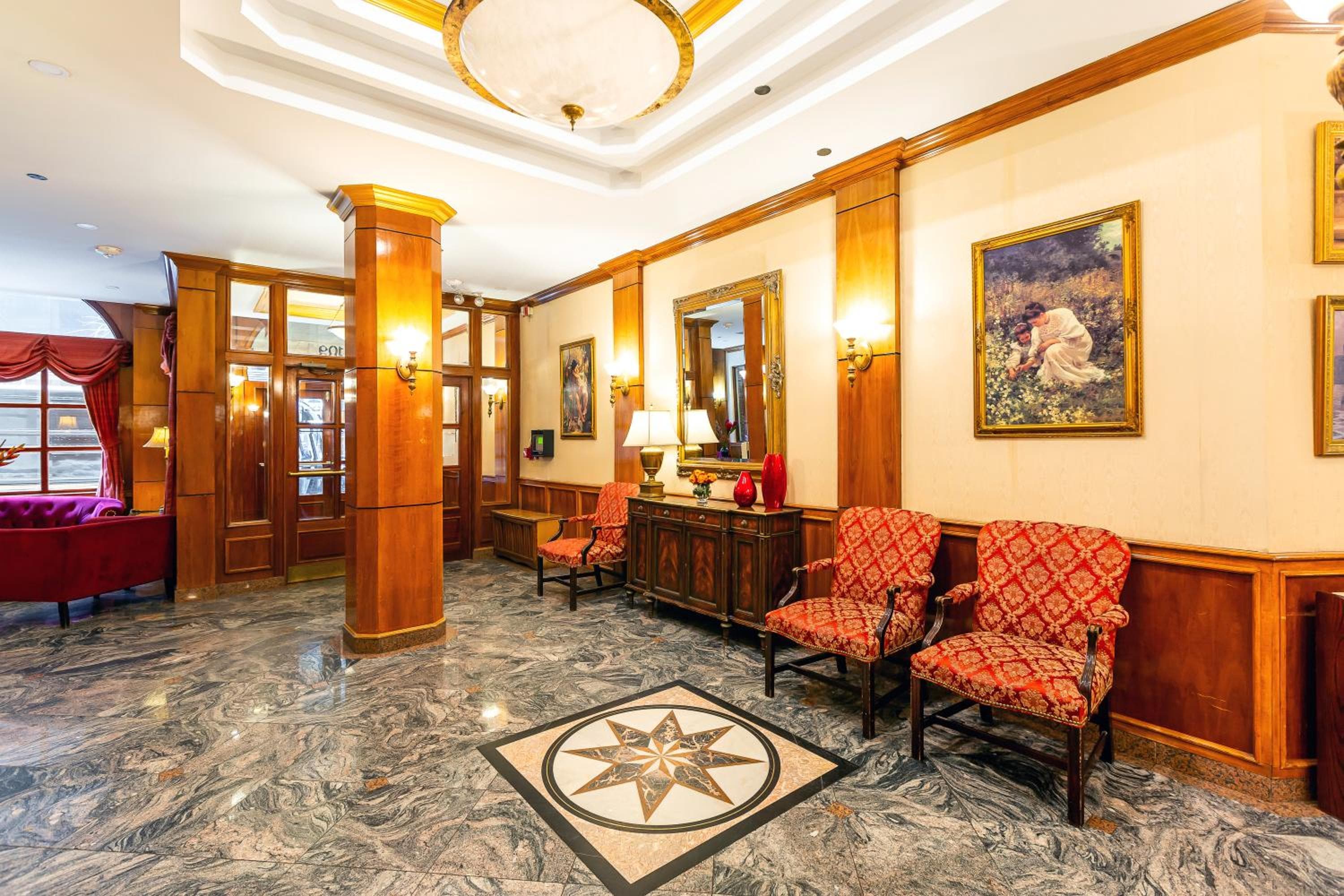 Hotel Santiago — 8