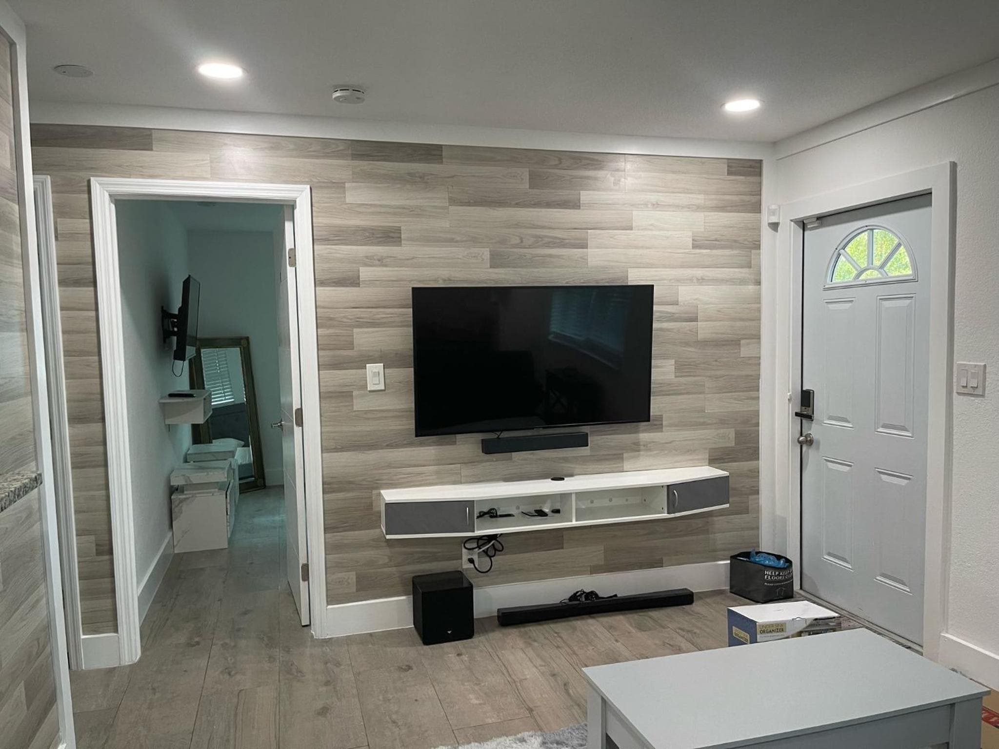 Cozy New Renovated Apartment — 13