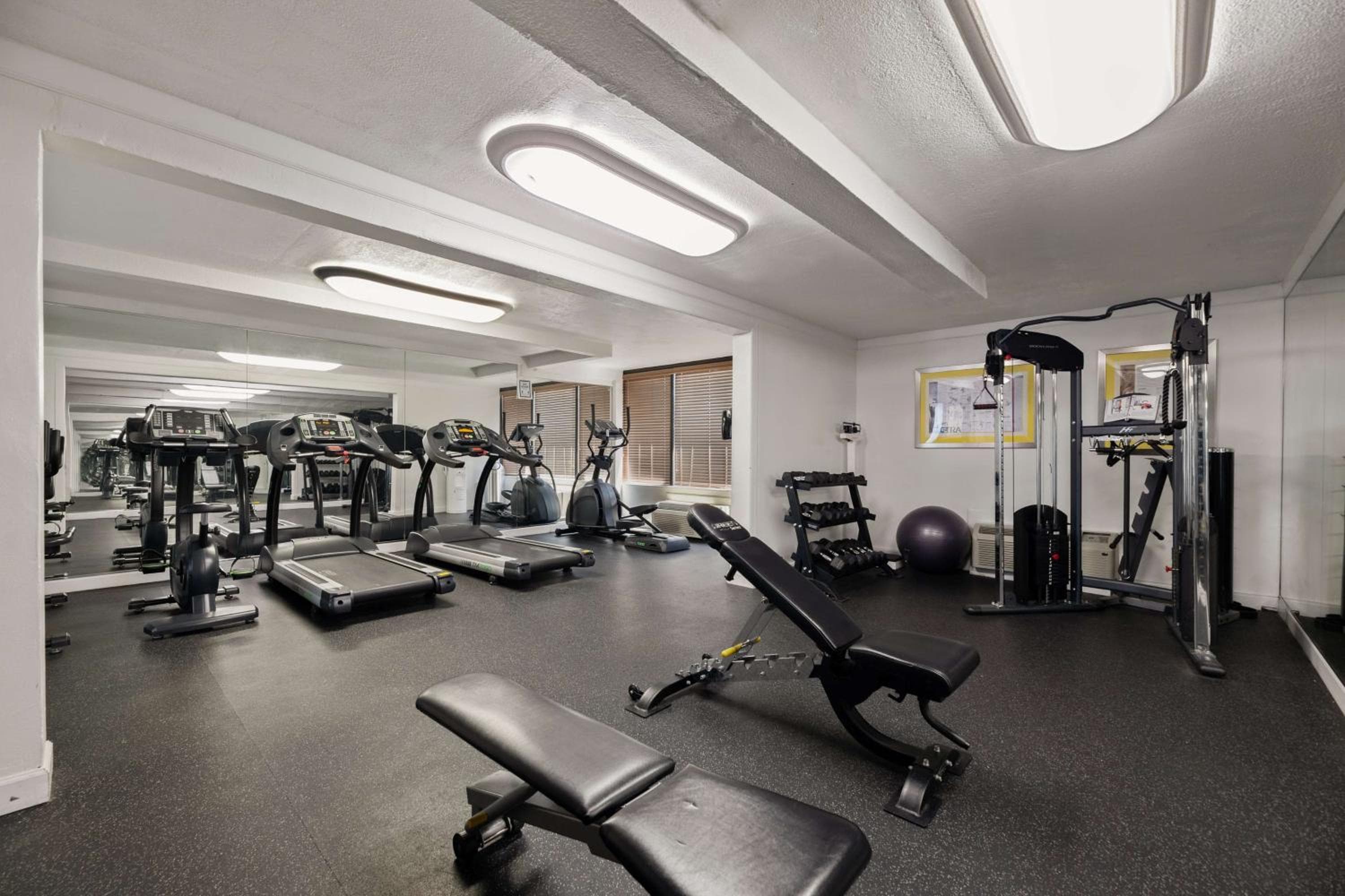 Best Western Orlando Gateway Hotel — 6