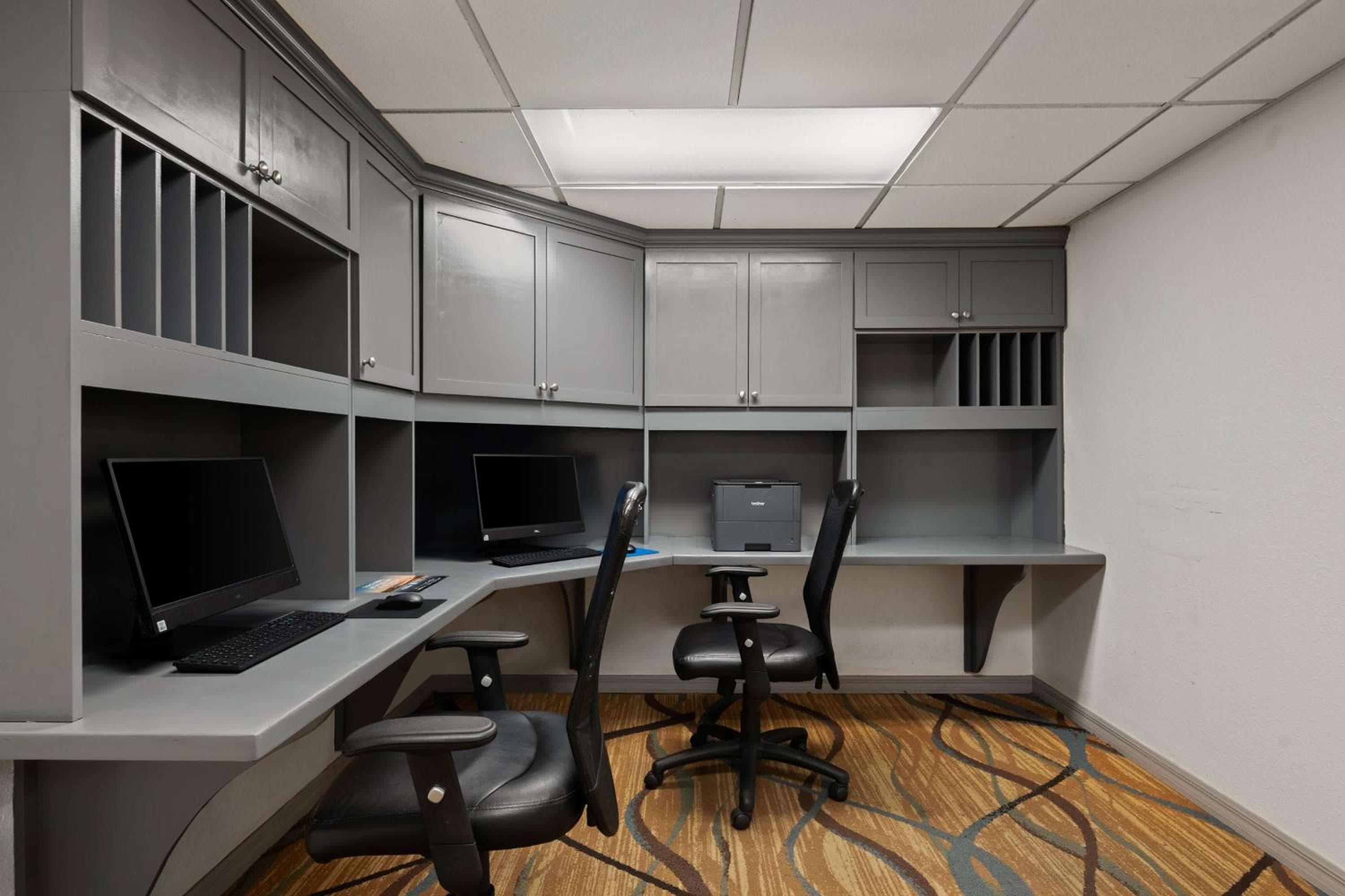 Best Western Orlando Gateway Hotel — 11