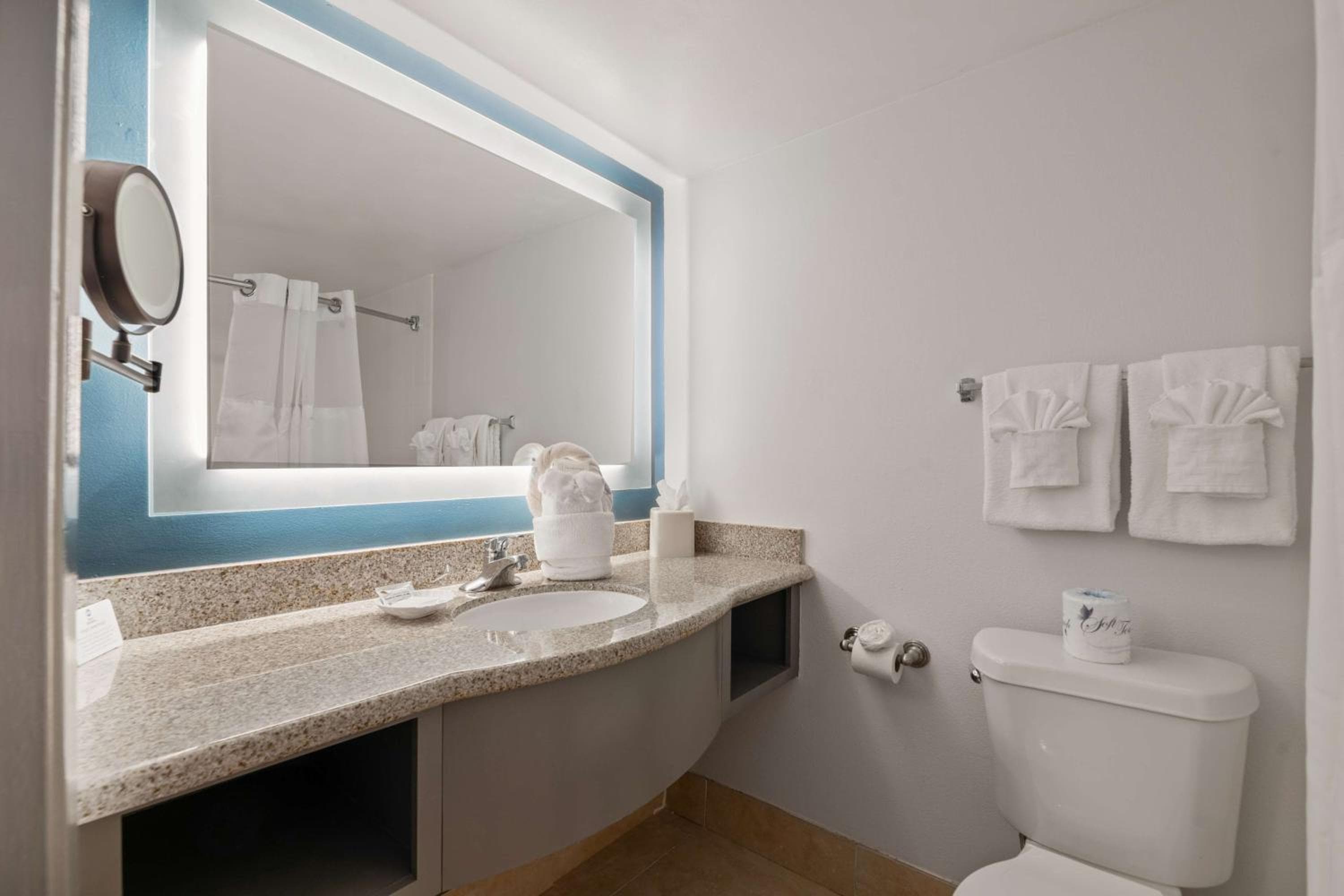 Best Western Orlando Gateway Hotel — 13