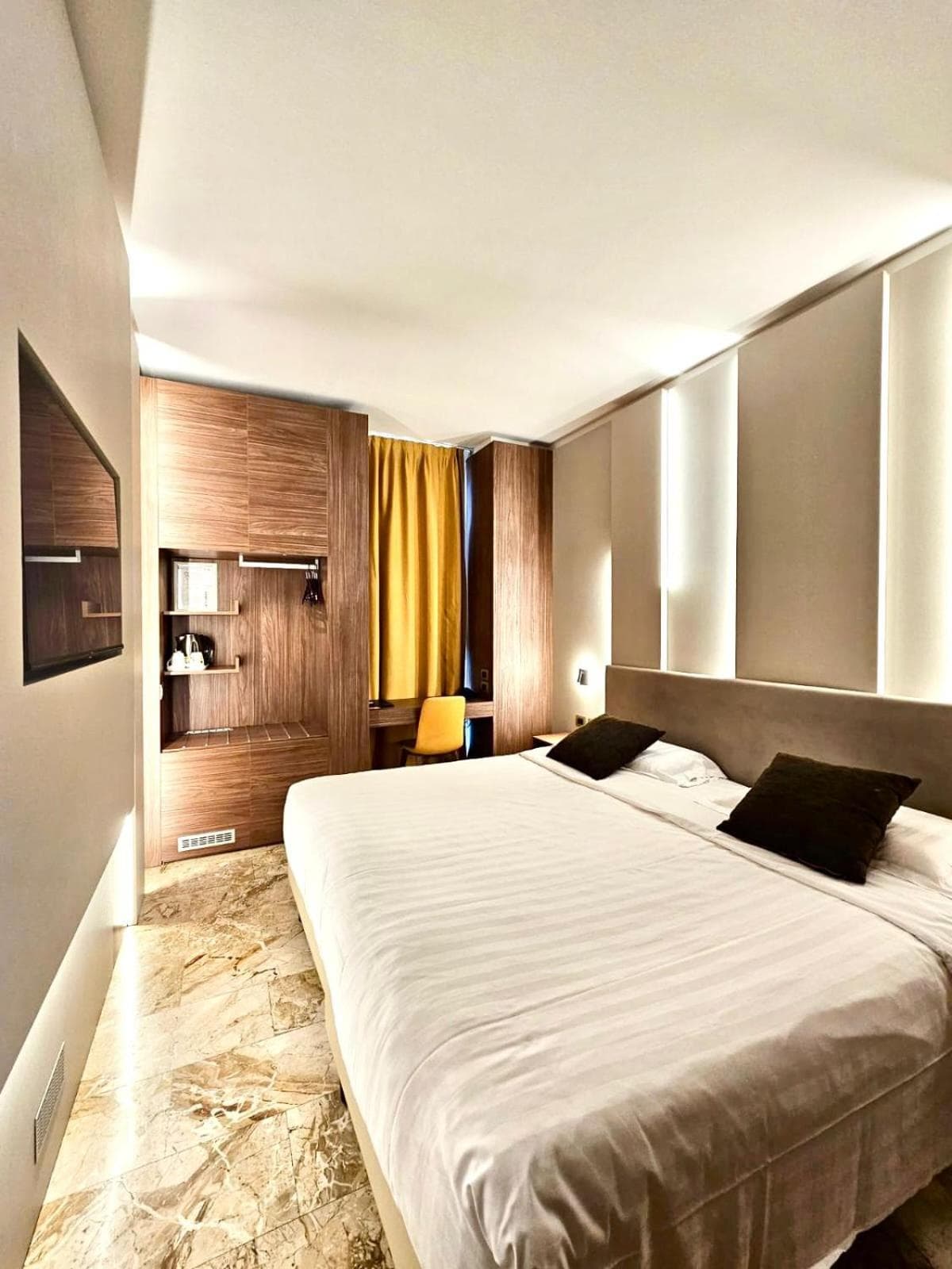 Canova Hotel — 30