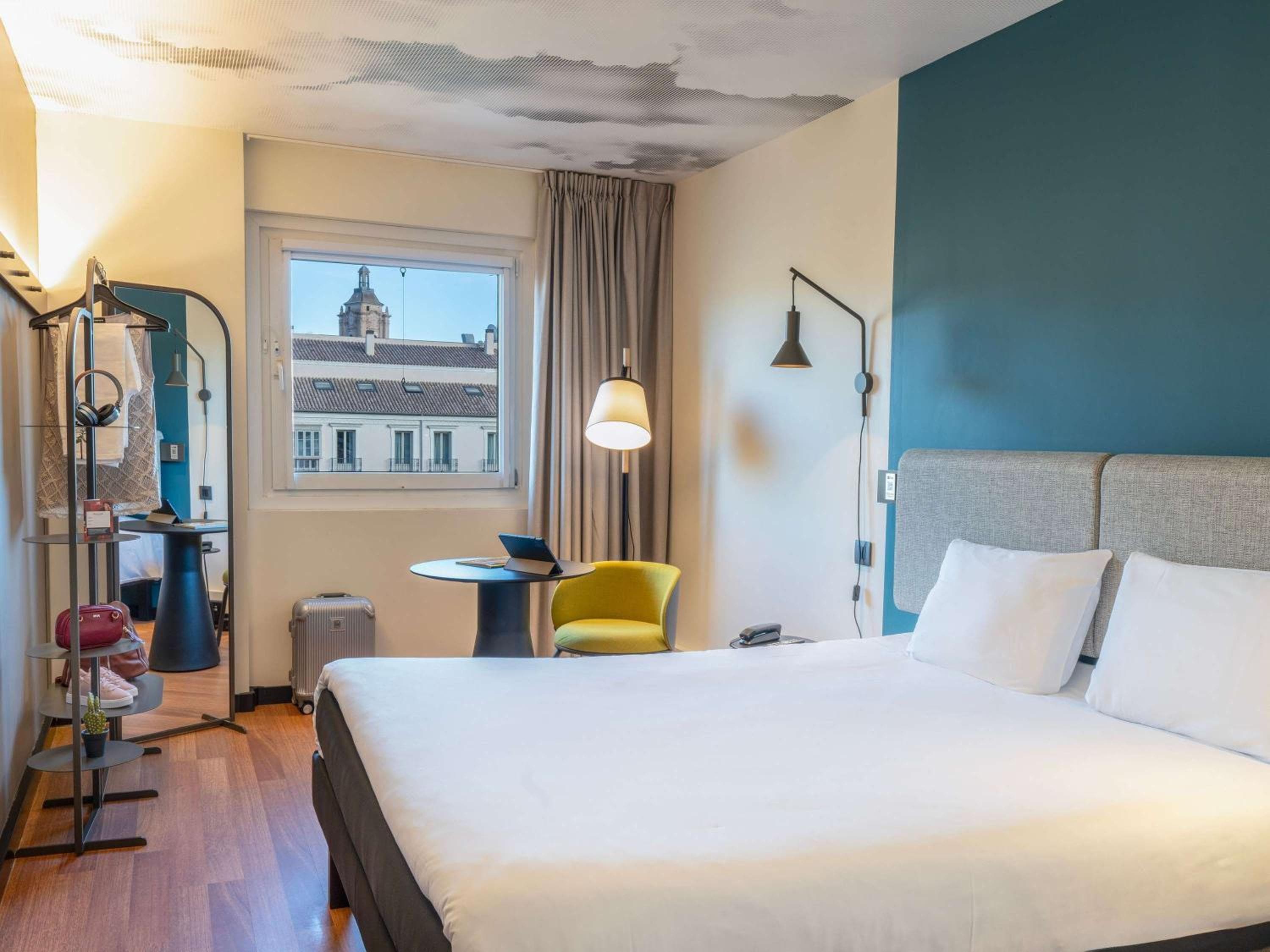 Ibis Malaga Centro Ciudad — 12