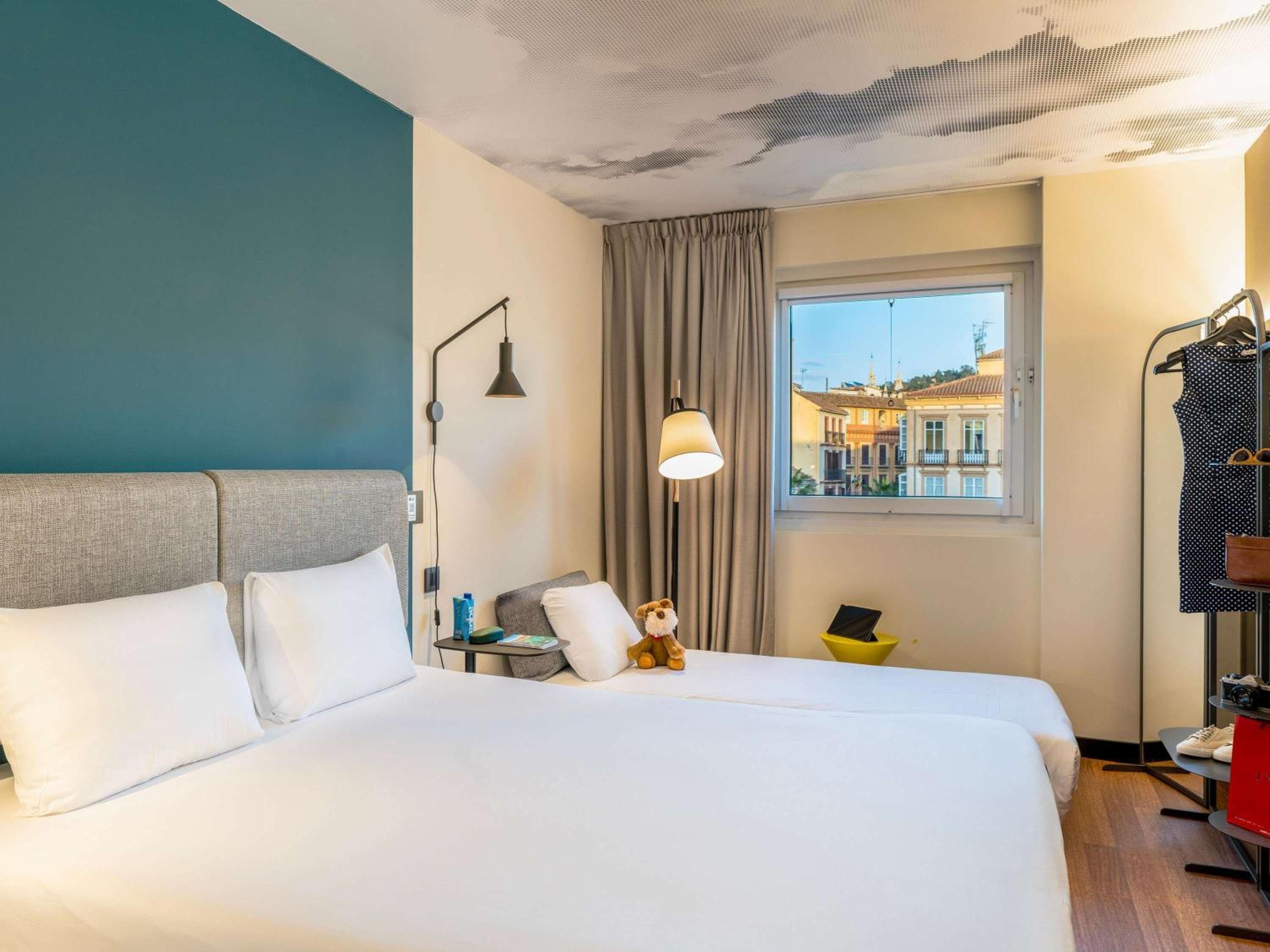 Ibis Malaga Centro Ciudad — 27
