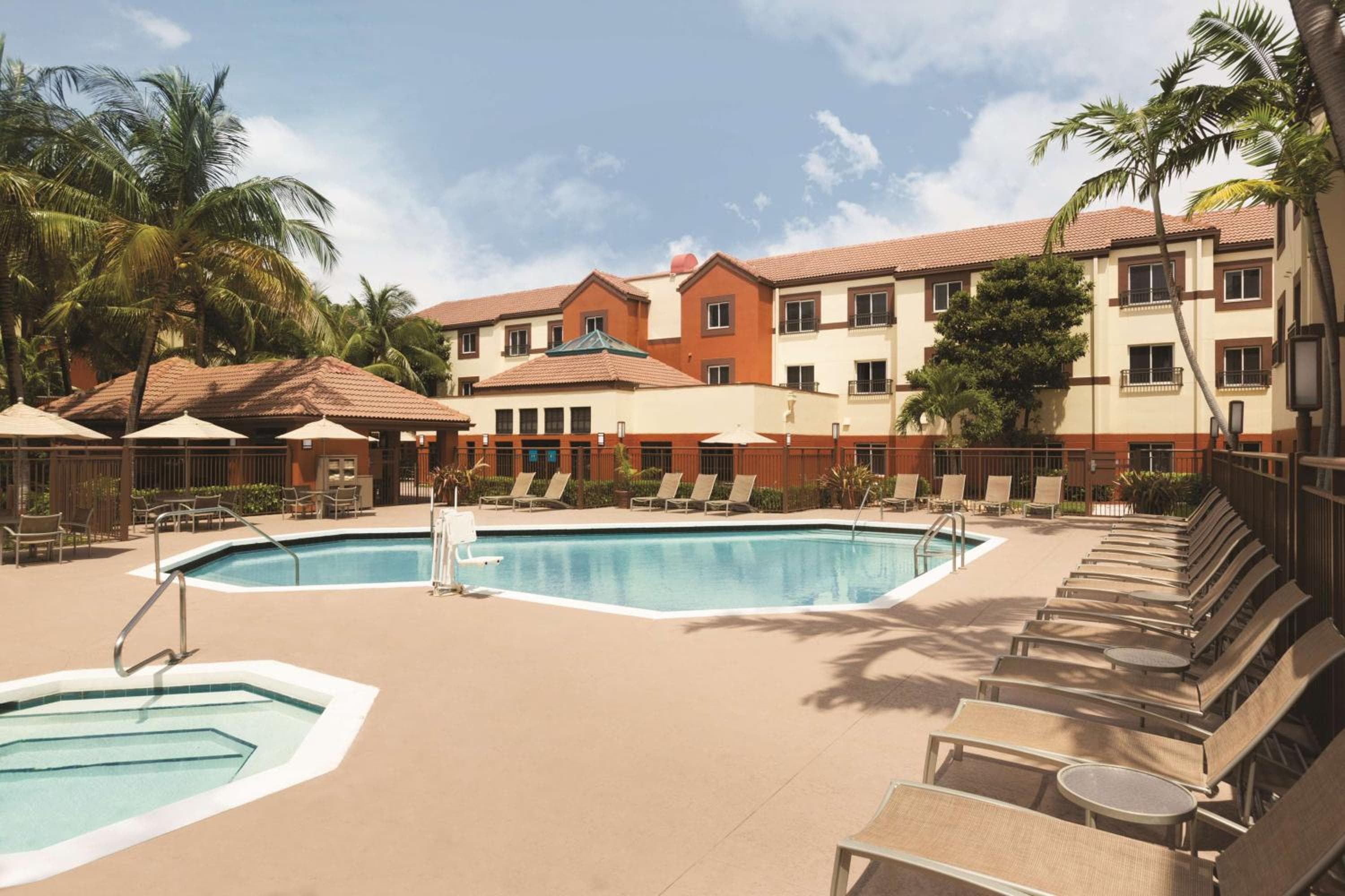 Hyatt House Aeropuerto de Miami — 20