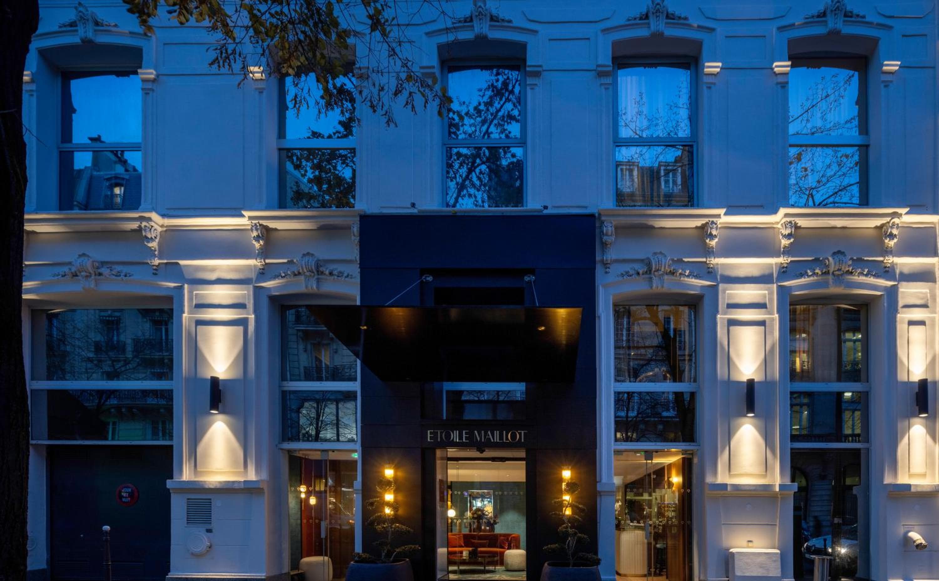 Hôtel Etoile Maillot — 1