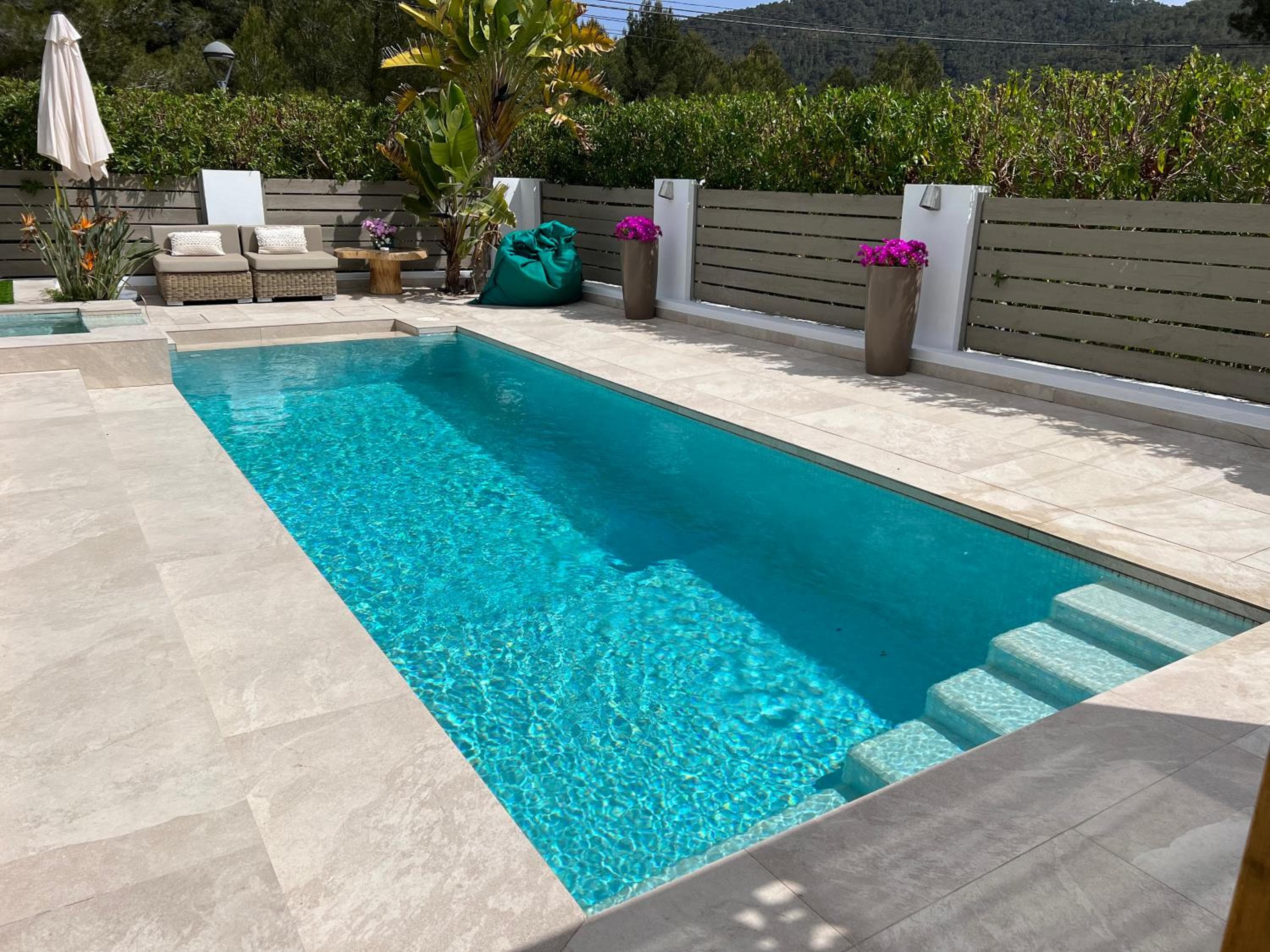 PERFECT FAMILY HOUSE CLOSE TO THE BEACH — 6
