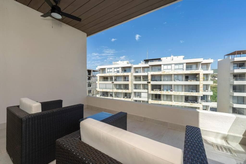 Penthouse with Private Jacuzzi and 4 Bedrooms — 6