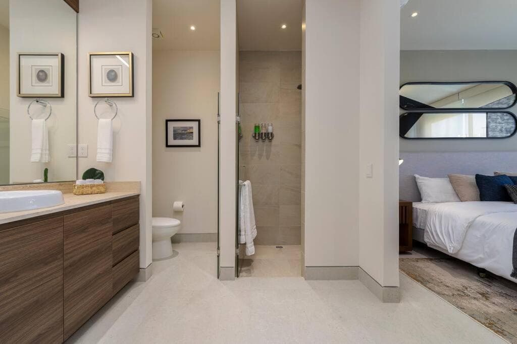 Penthouse with Private Jacuzzi and 4 Bedrooms — 3