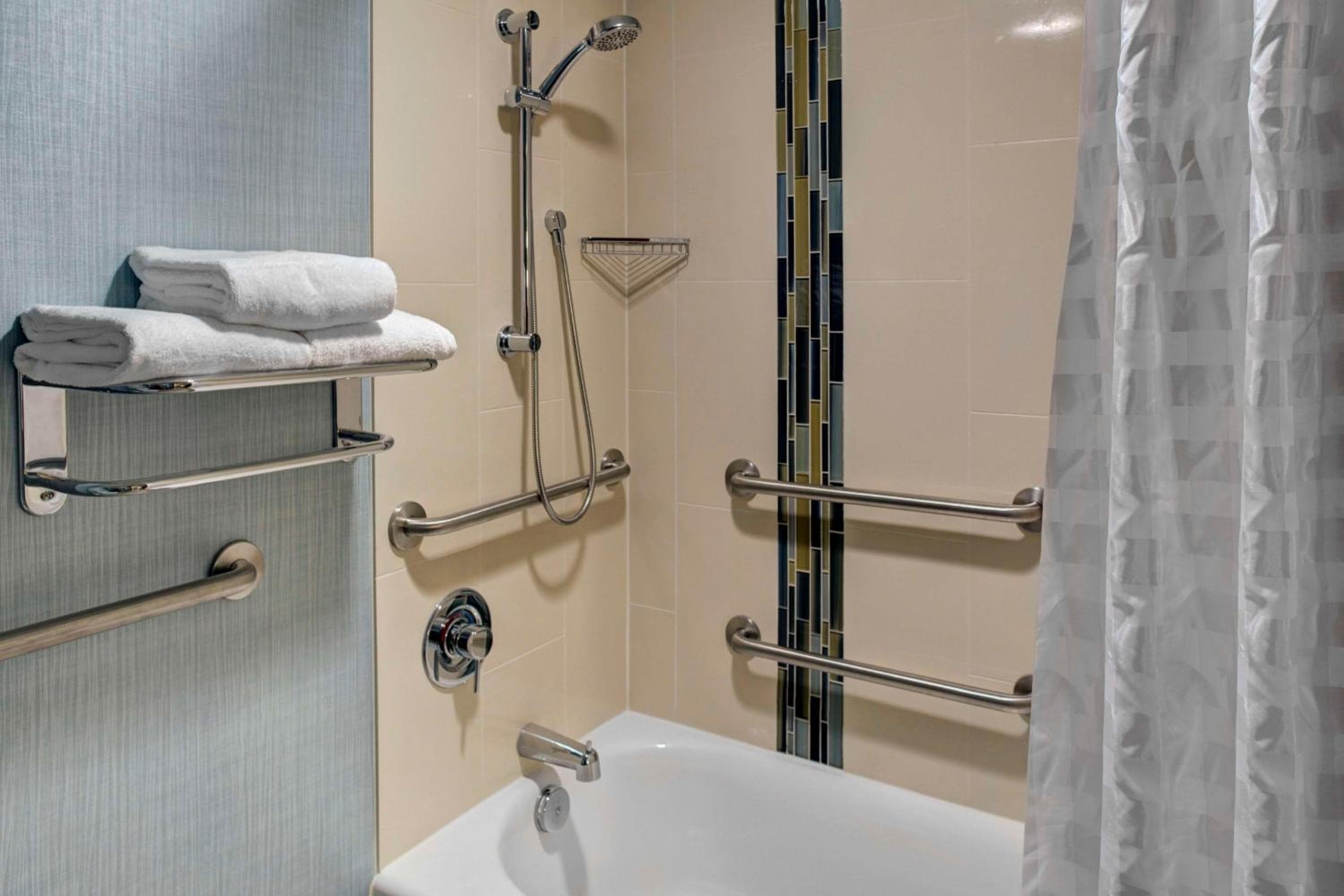 Hyatt Place Tampa Busch Gardens — 22