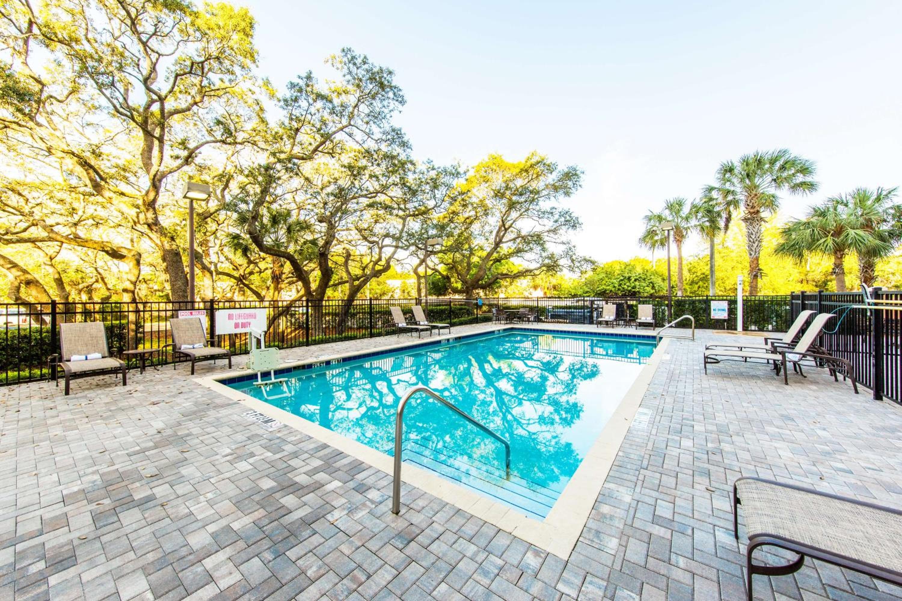 Hyatt Place Tampa Busch Gardens — 2