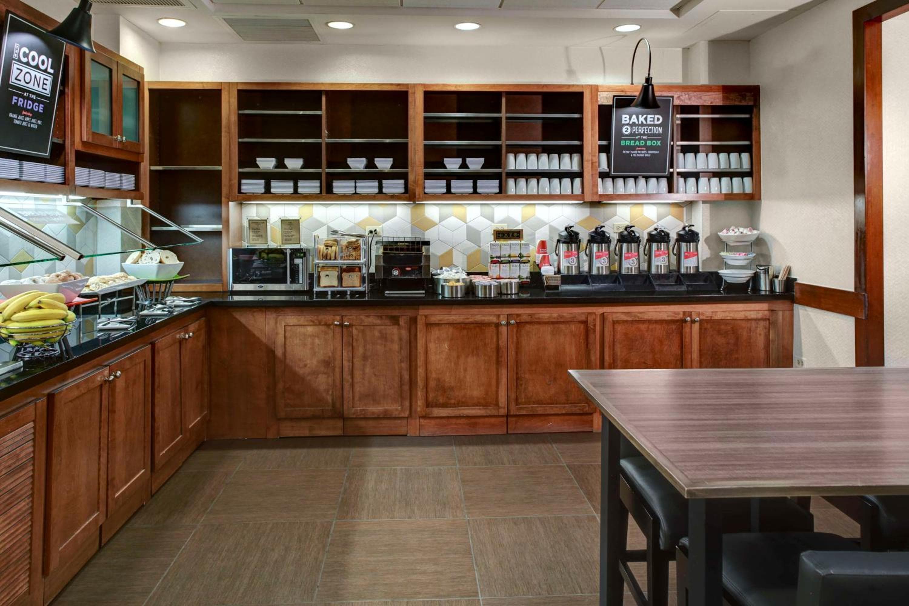 Hyatt Place Tampa Busch Gardens — 21