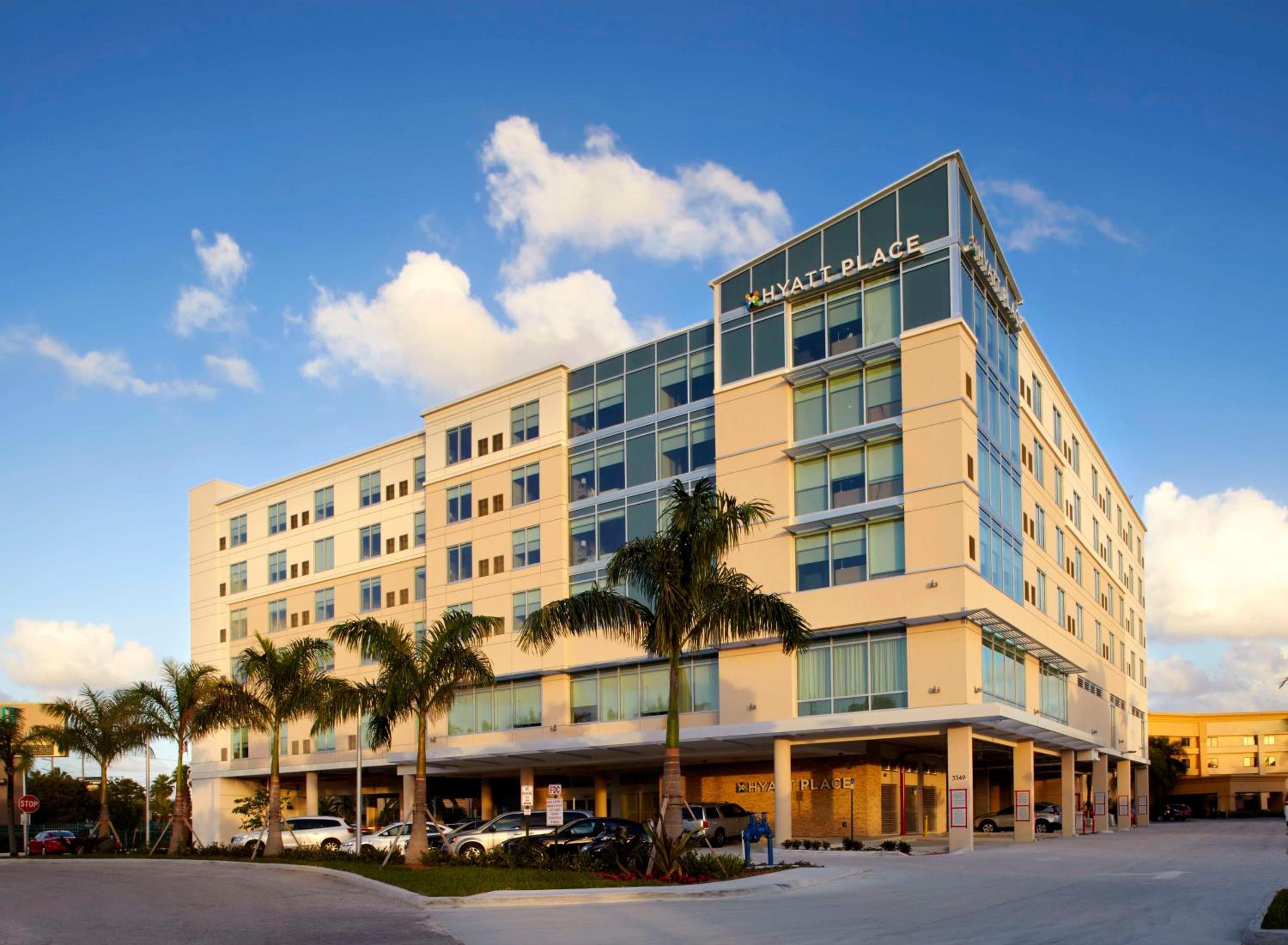 Hyatt Place Miami Aeropuerto Este — 1