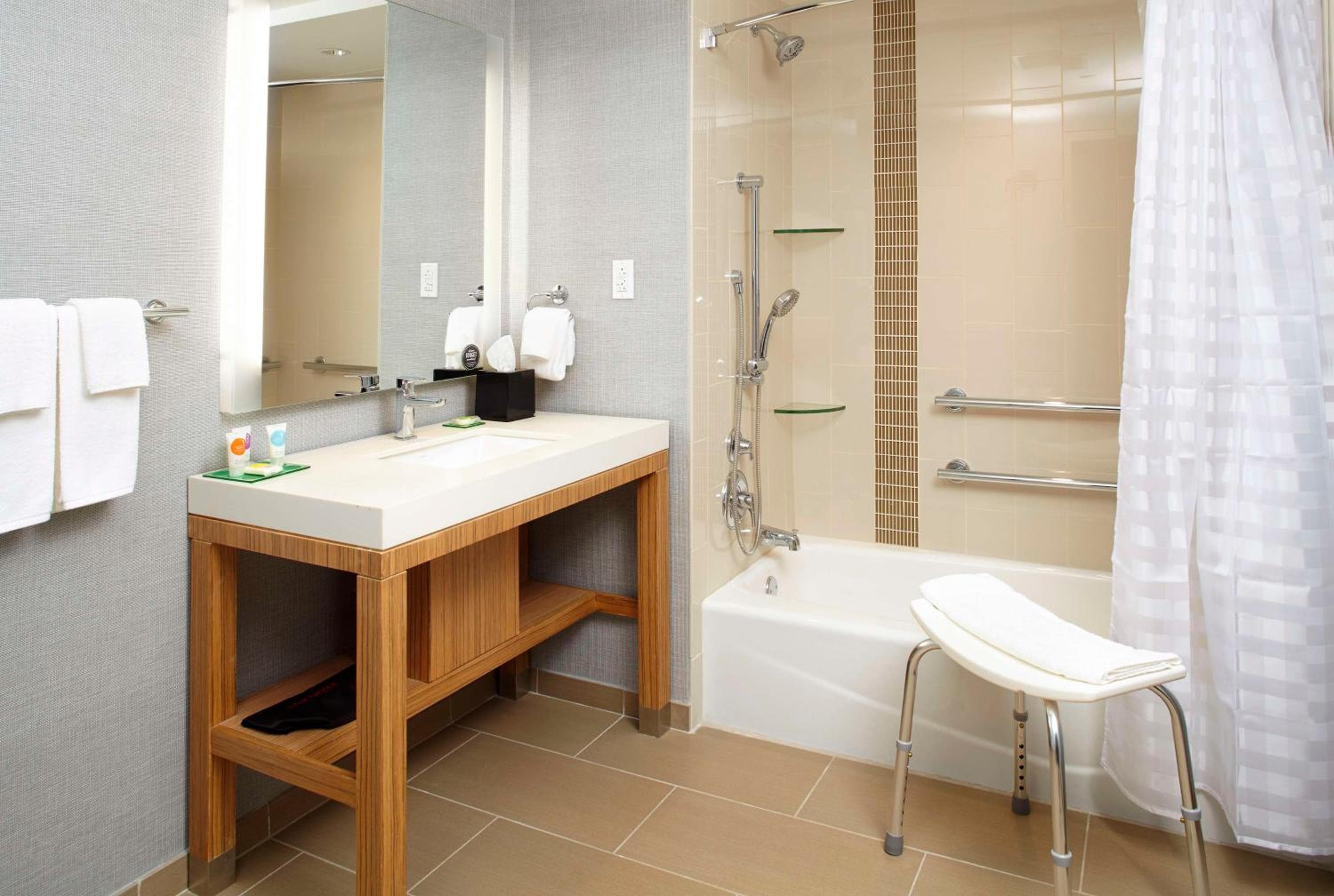 Hyatt Place Miami Aeropuerto Este — 7