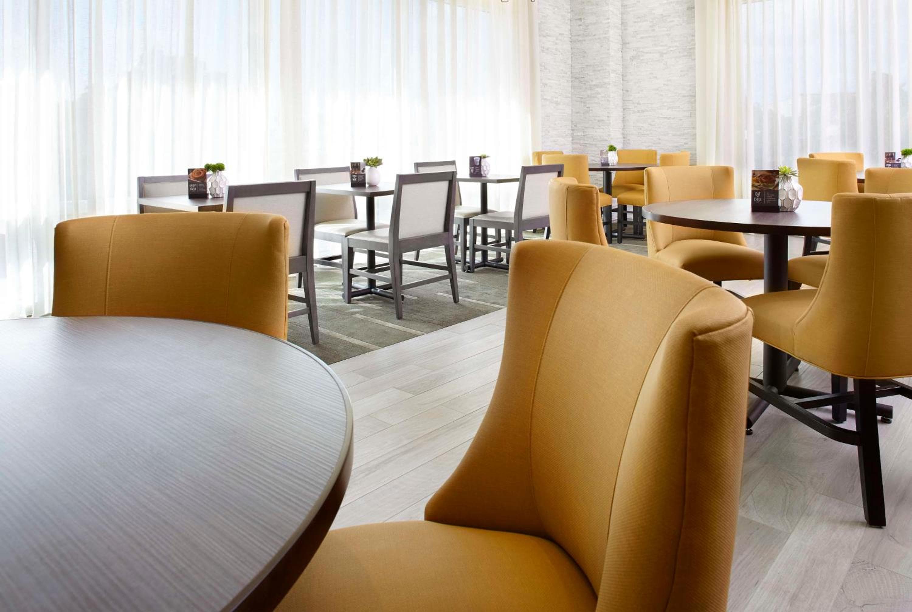 Hyatt Place Miami Aeropuerto Este — 24