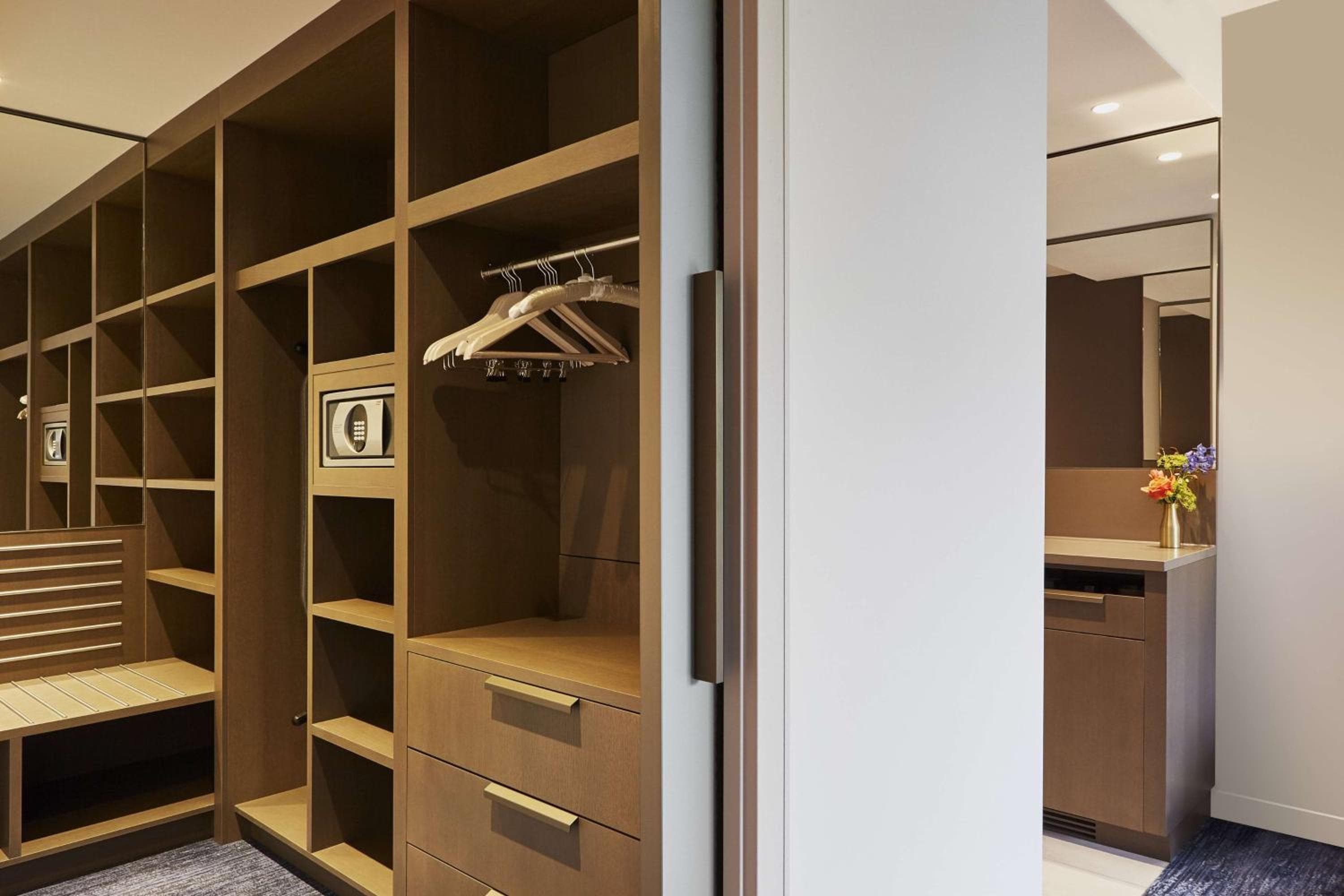 Hyatt Regency Amsterdam — 20