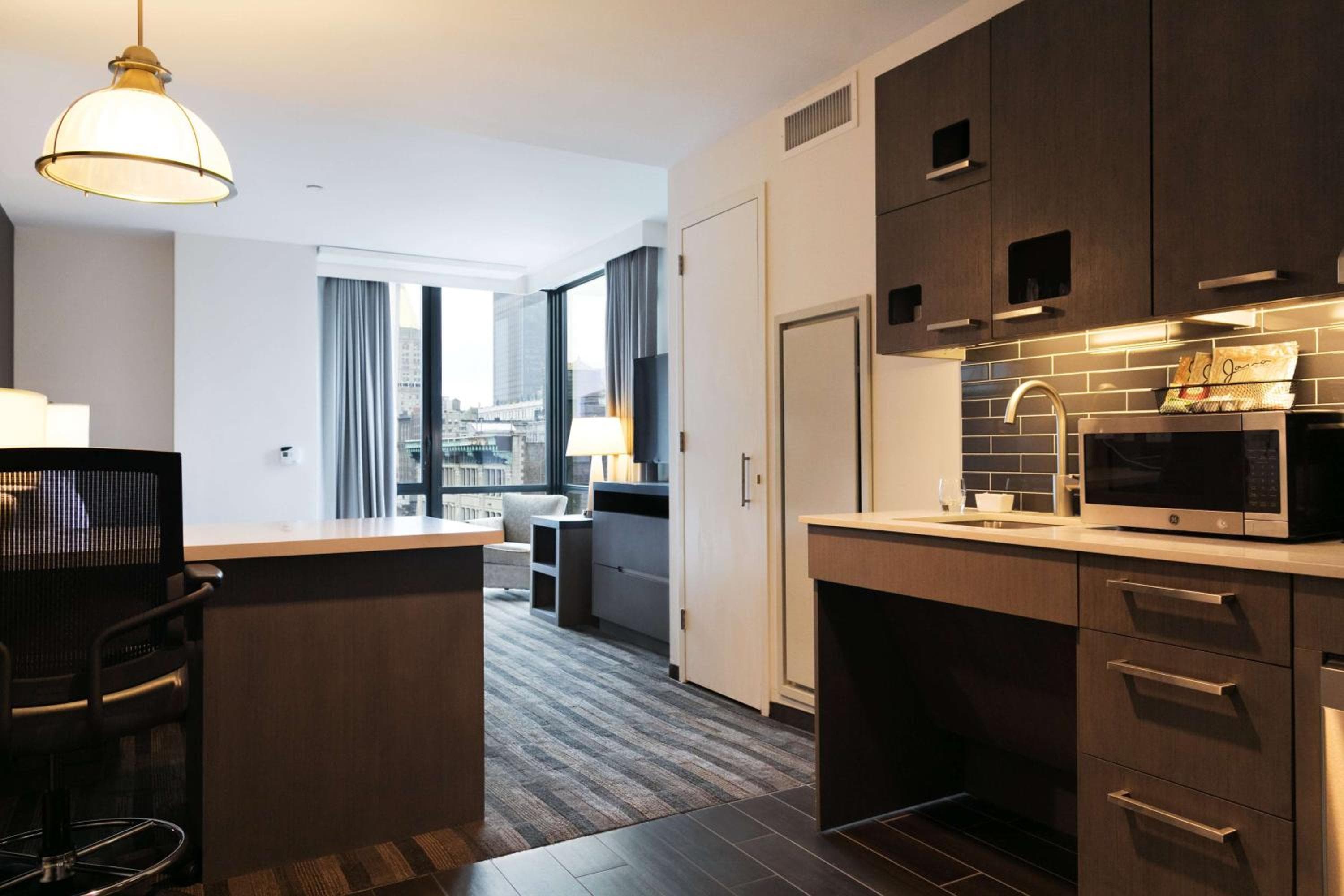 Hyatt House New York/Chelsea — 14