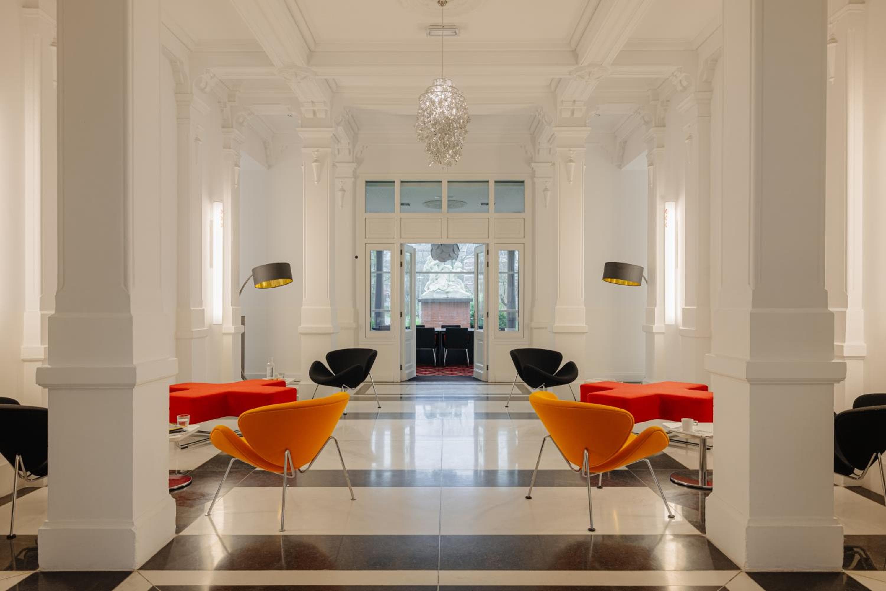 Das Manor Amsterdam — 3
