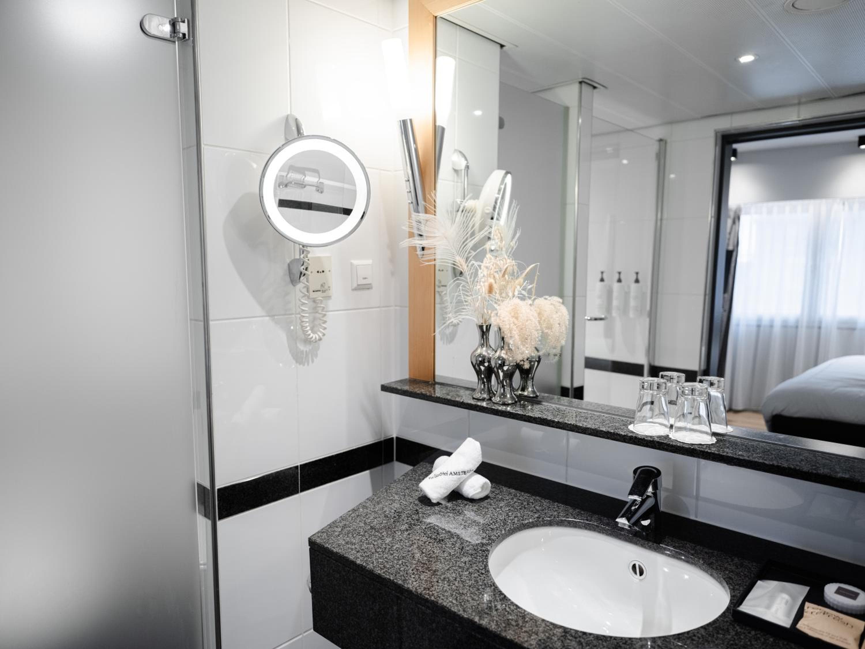 Swissôtel Amsterdam — 7