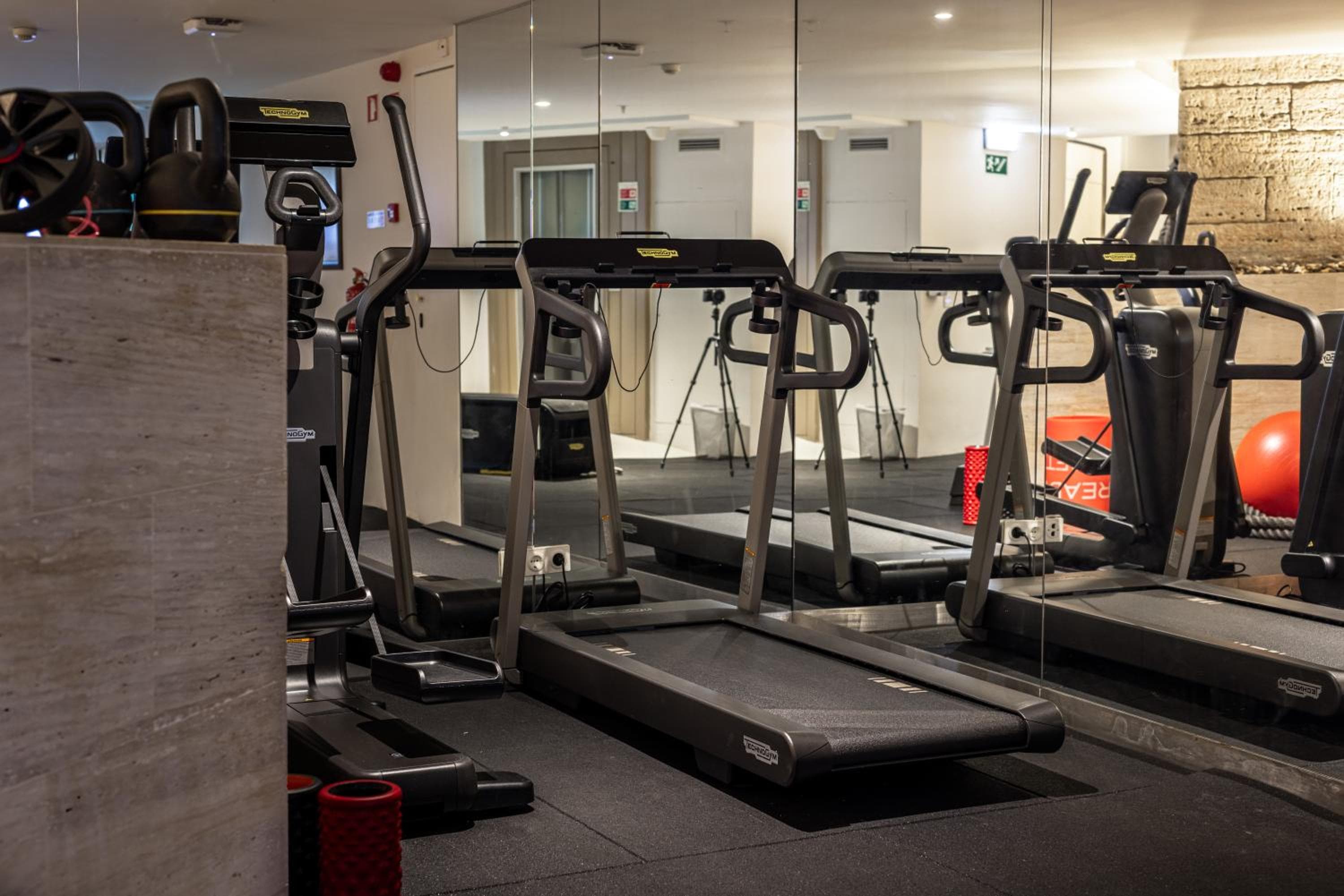 Corpo Santo Lisbon Historical Hotel hotel, Largo do Corpo Santo, no 25, 1200-129 Lisboa, Lisbon, Portugal — photo 42