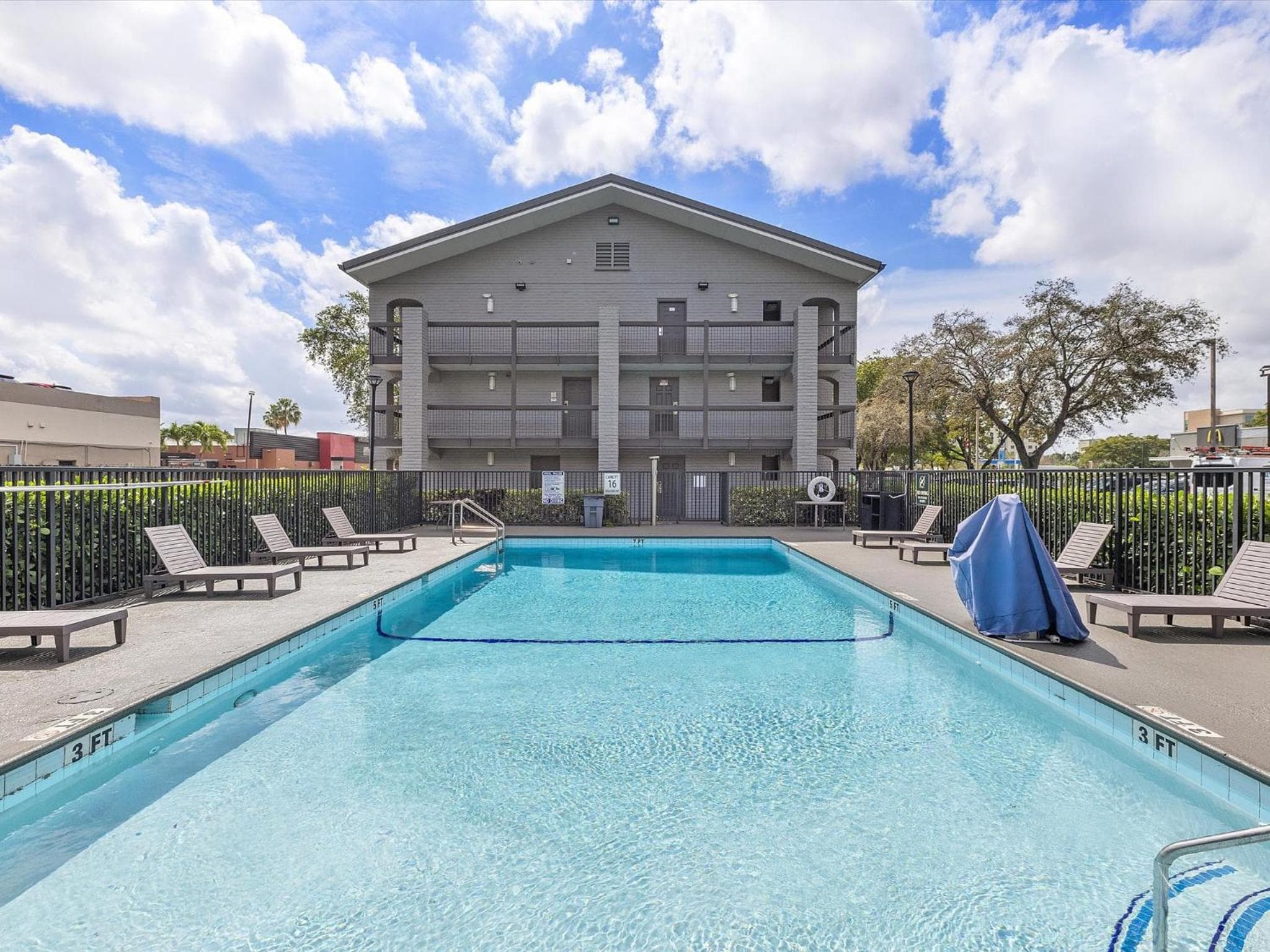La Quinta Inn presso il Wyndham Miami Airport North — 20