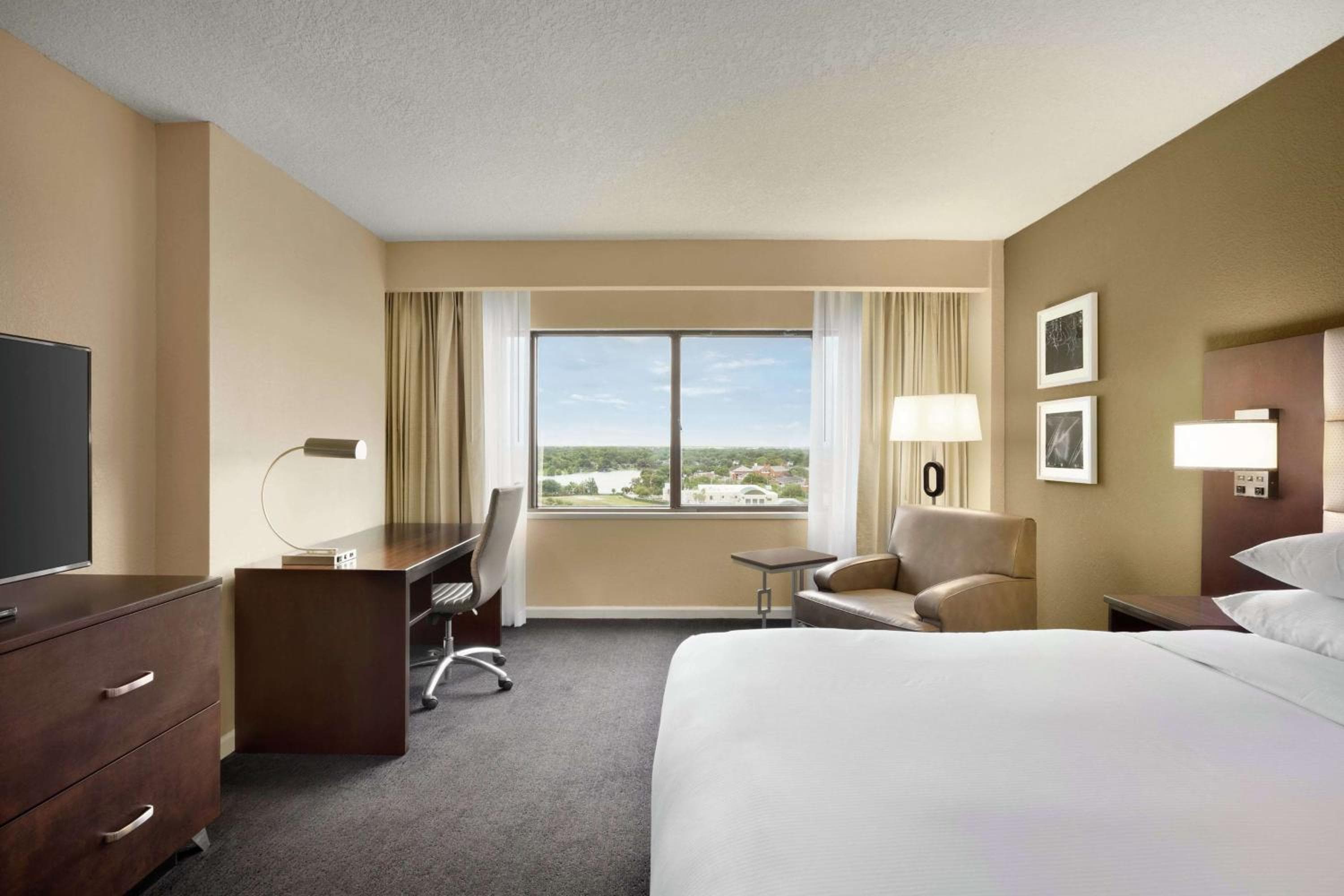 DoubleTree by Hilton Orlando Centro — 20