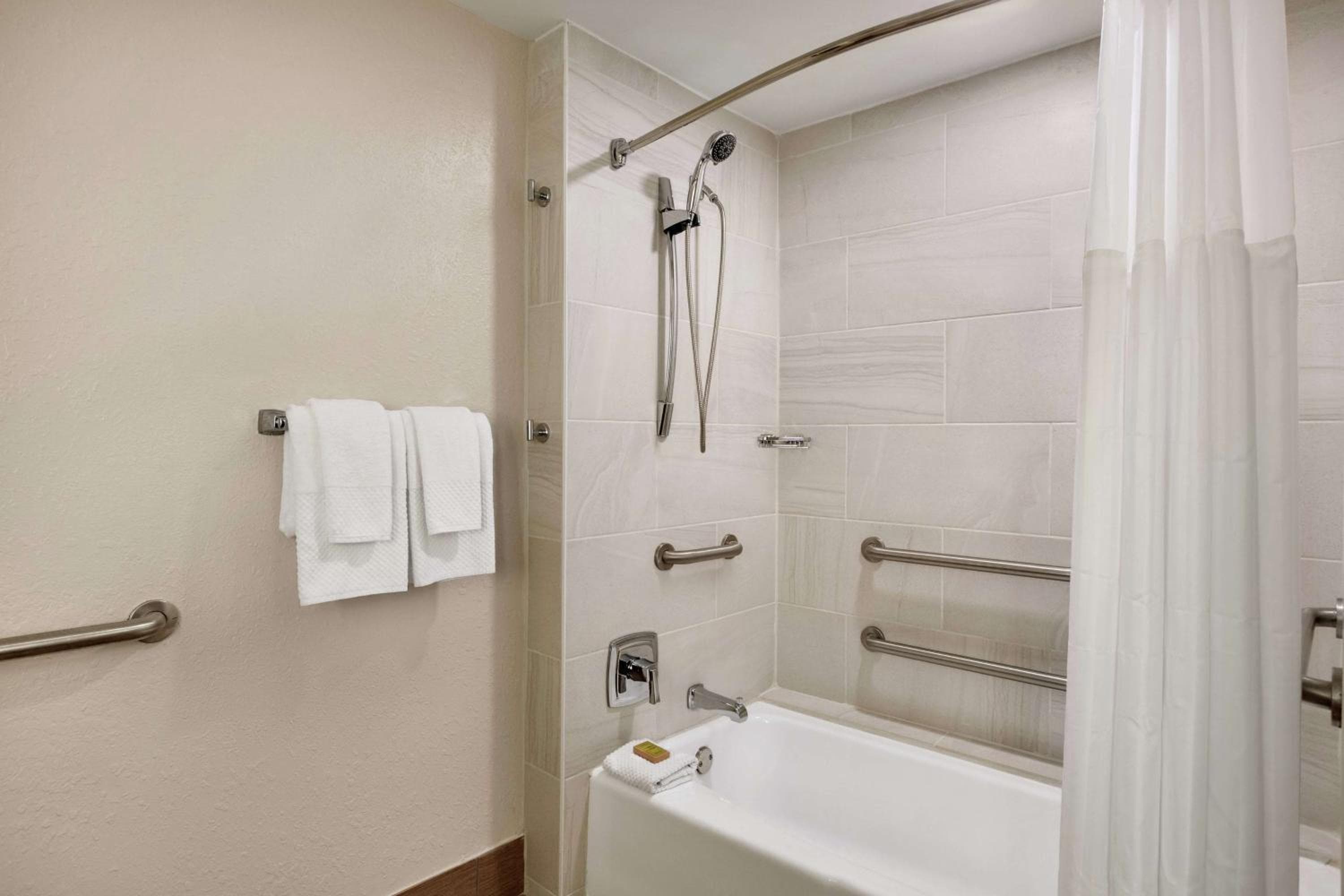 DoubleTree by Hilton Orlando Centro — 29