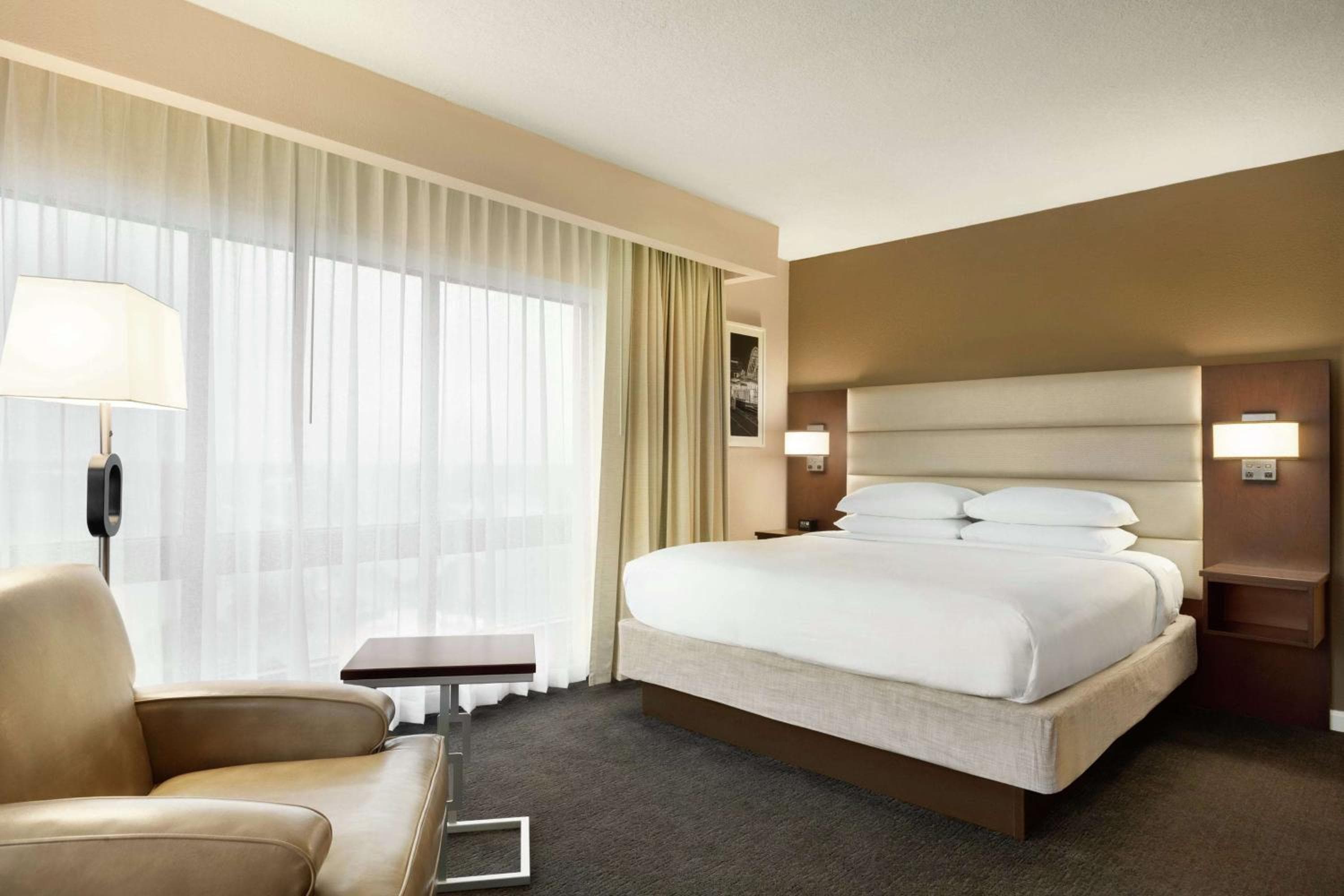 DoubleTree by Hilton Orlando Downtown — 27
