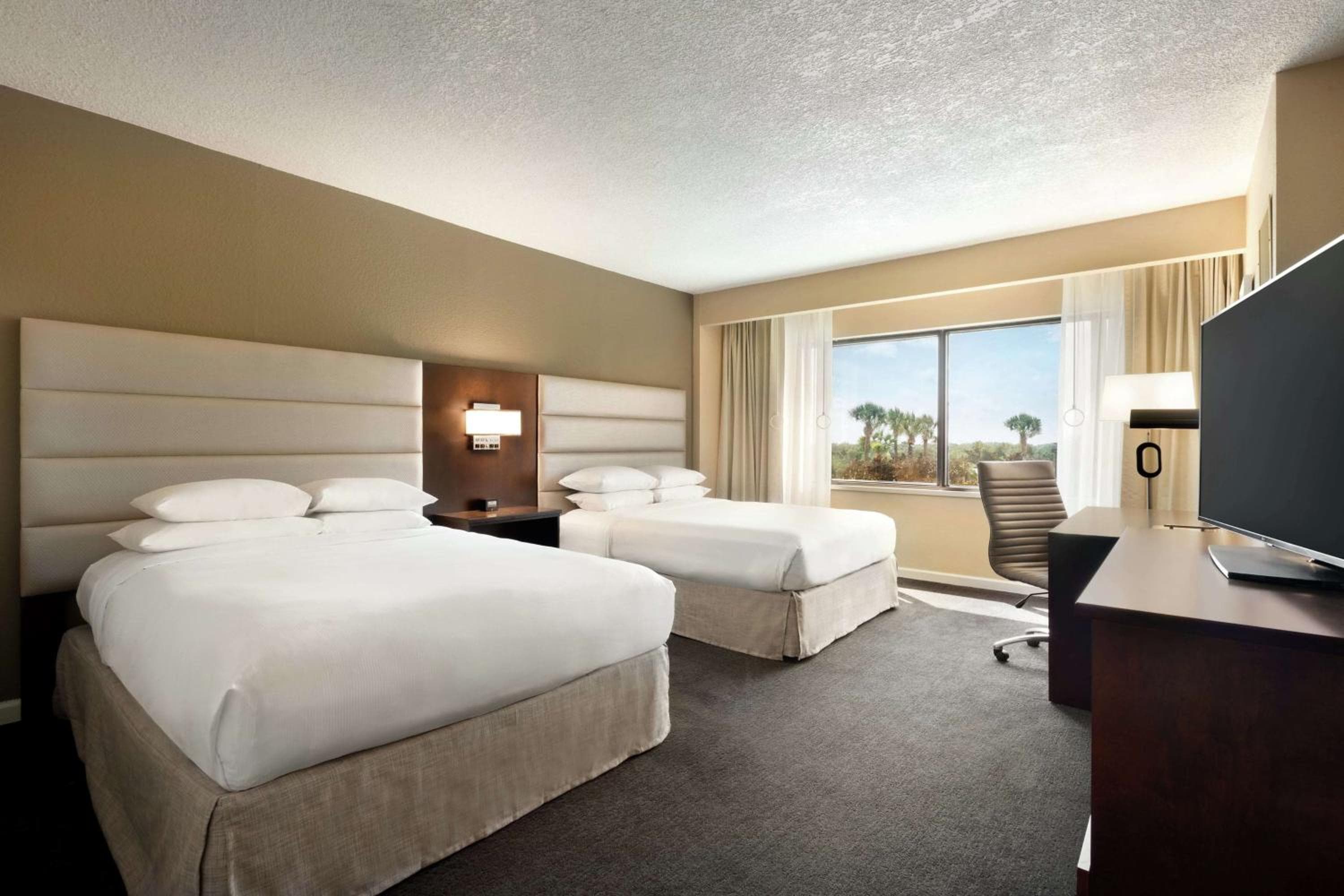 DoubleTree by Hilton Orlando Downtown — 5