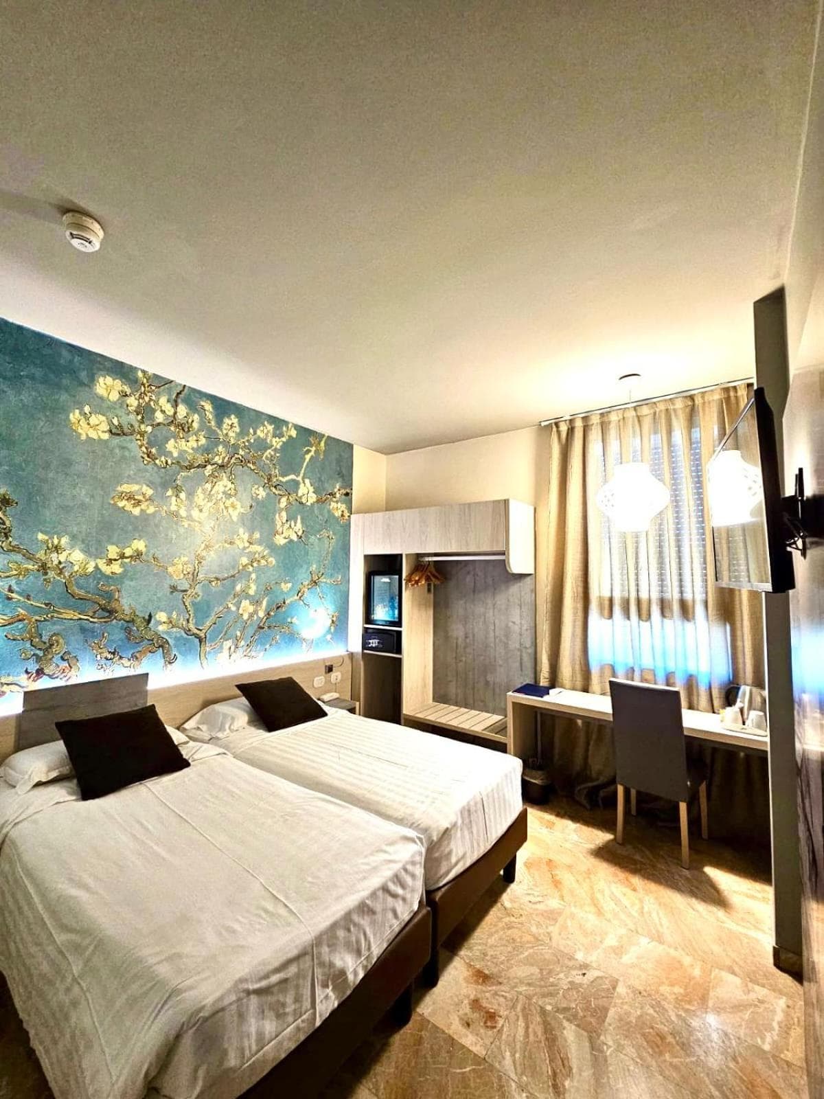Canova Hotel — 22