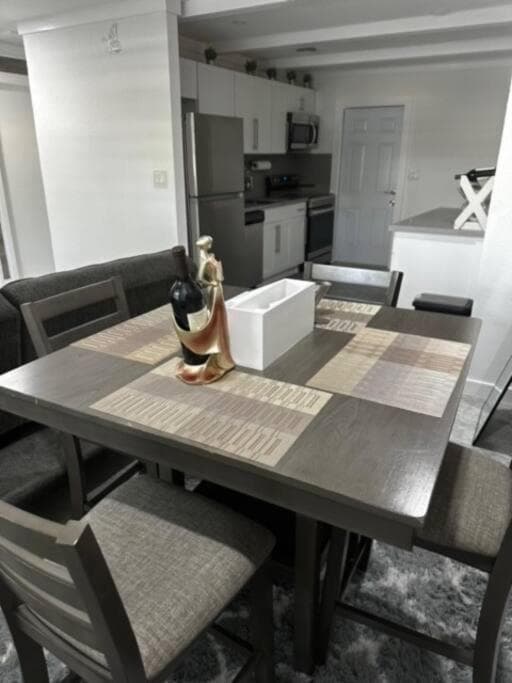 Gemütlich Neu Renoviert in FLL — 20