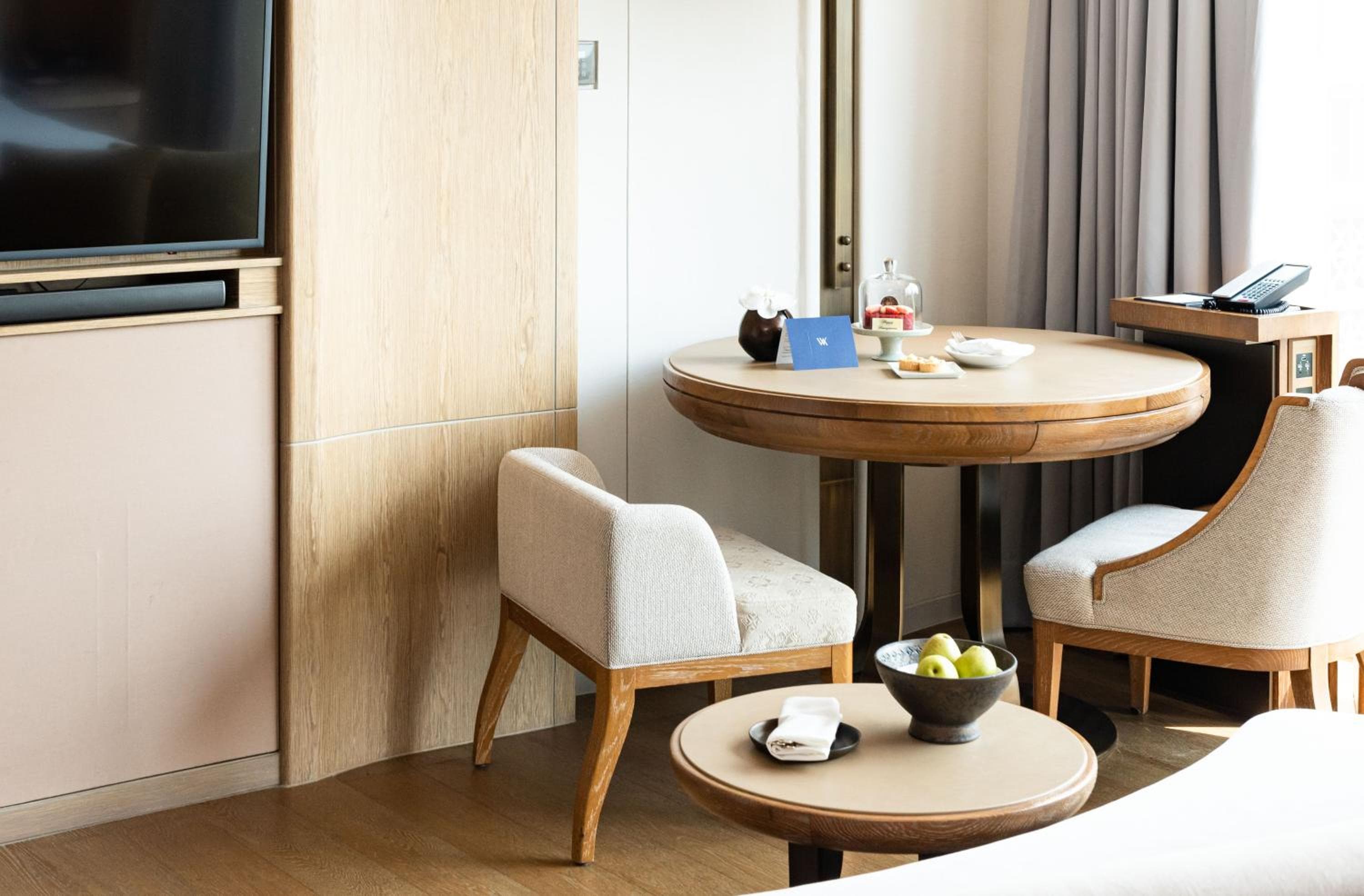 Waldorf Astoria Bangkok — 27