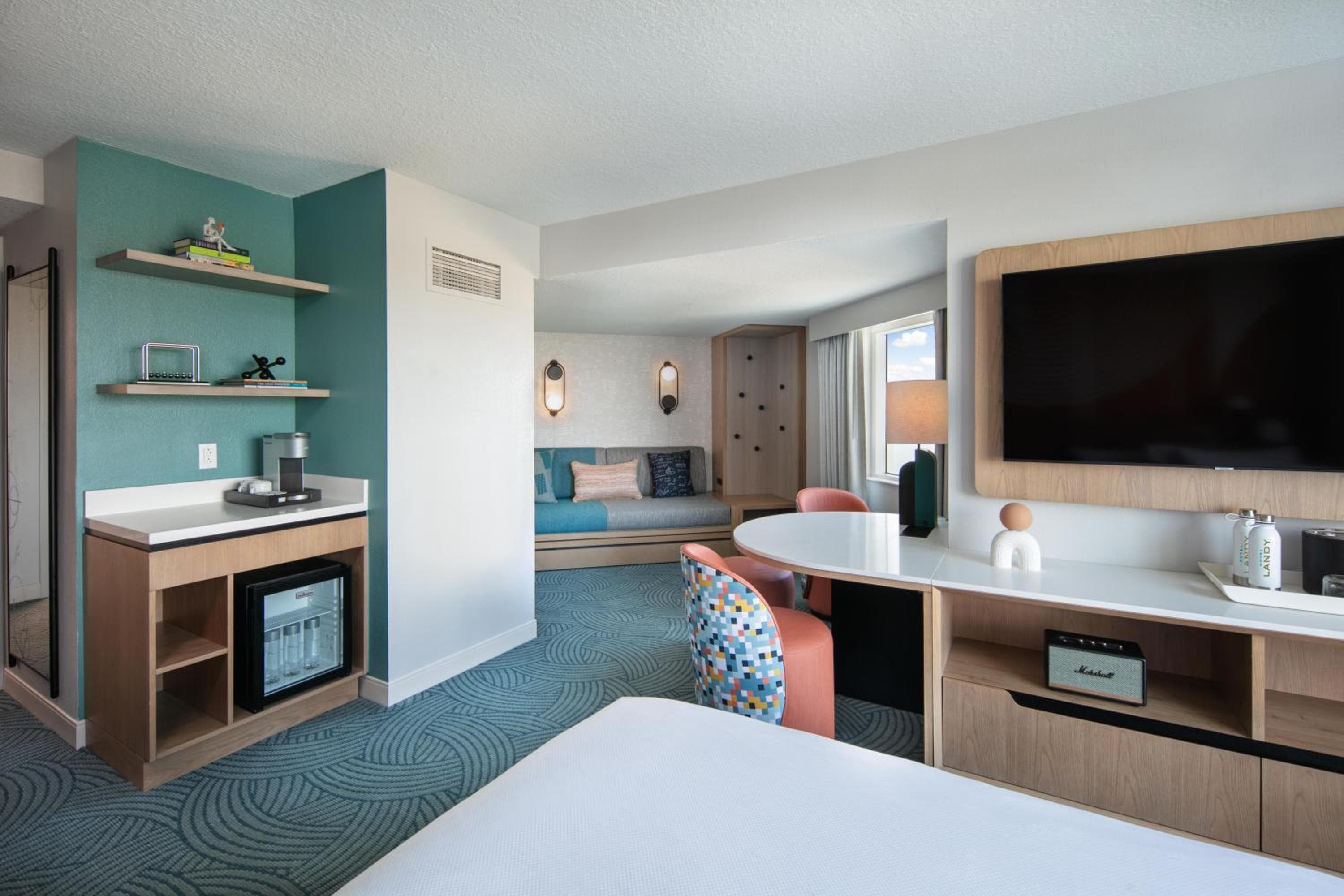 Hotel Kinetic Orlando Universal Boulevard — 5