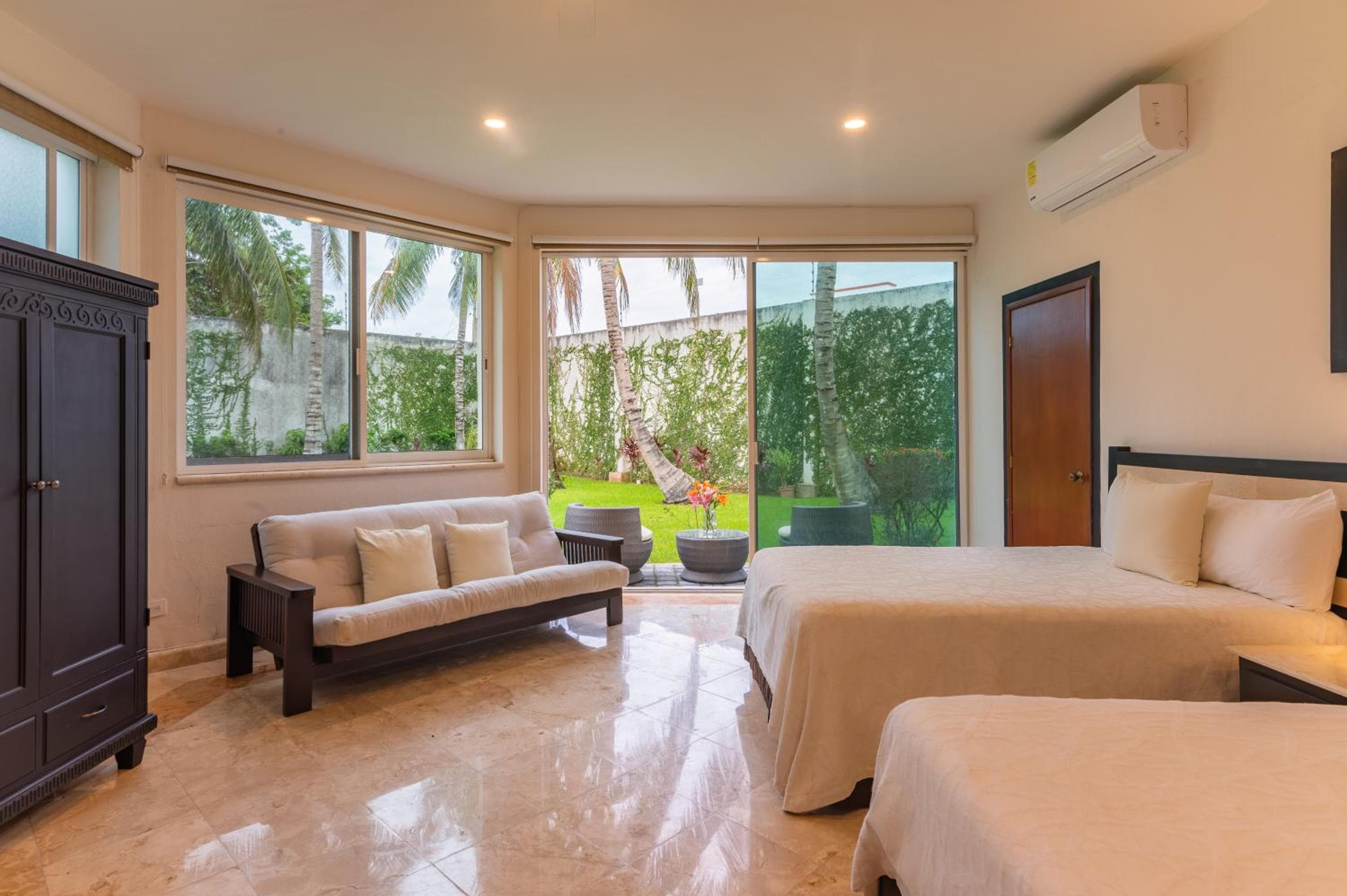 Villa Palmeras — 17