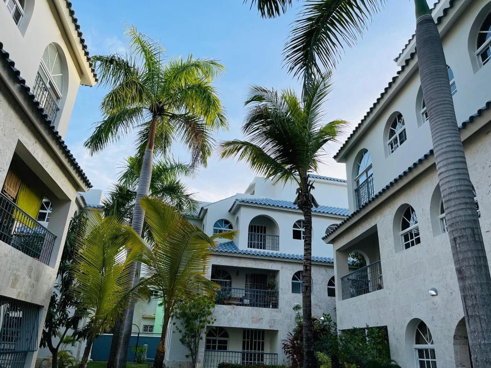 paradise close to the beach pool free parking,wifi- punta cana — 1