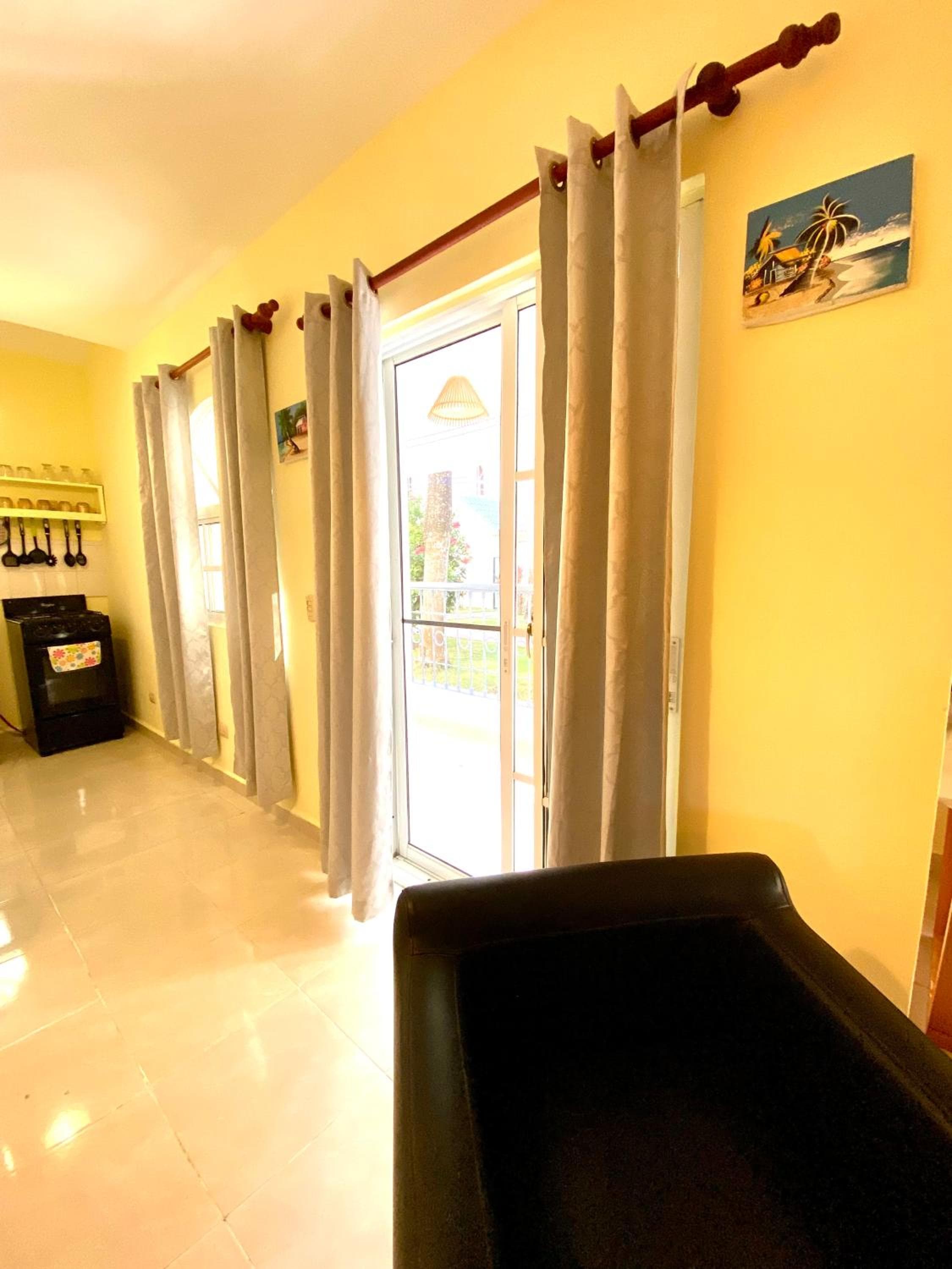 paradise close to the beach pool free parking,wifi- punta cana — 7
