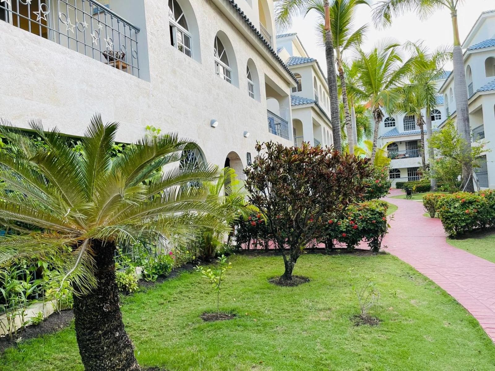 paradise close to the beach pool free parking,wifi- punta cana — 19