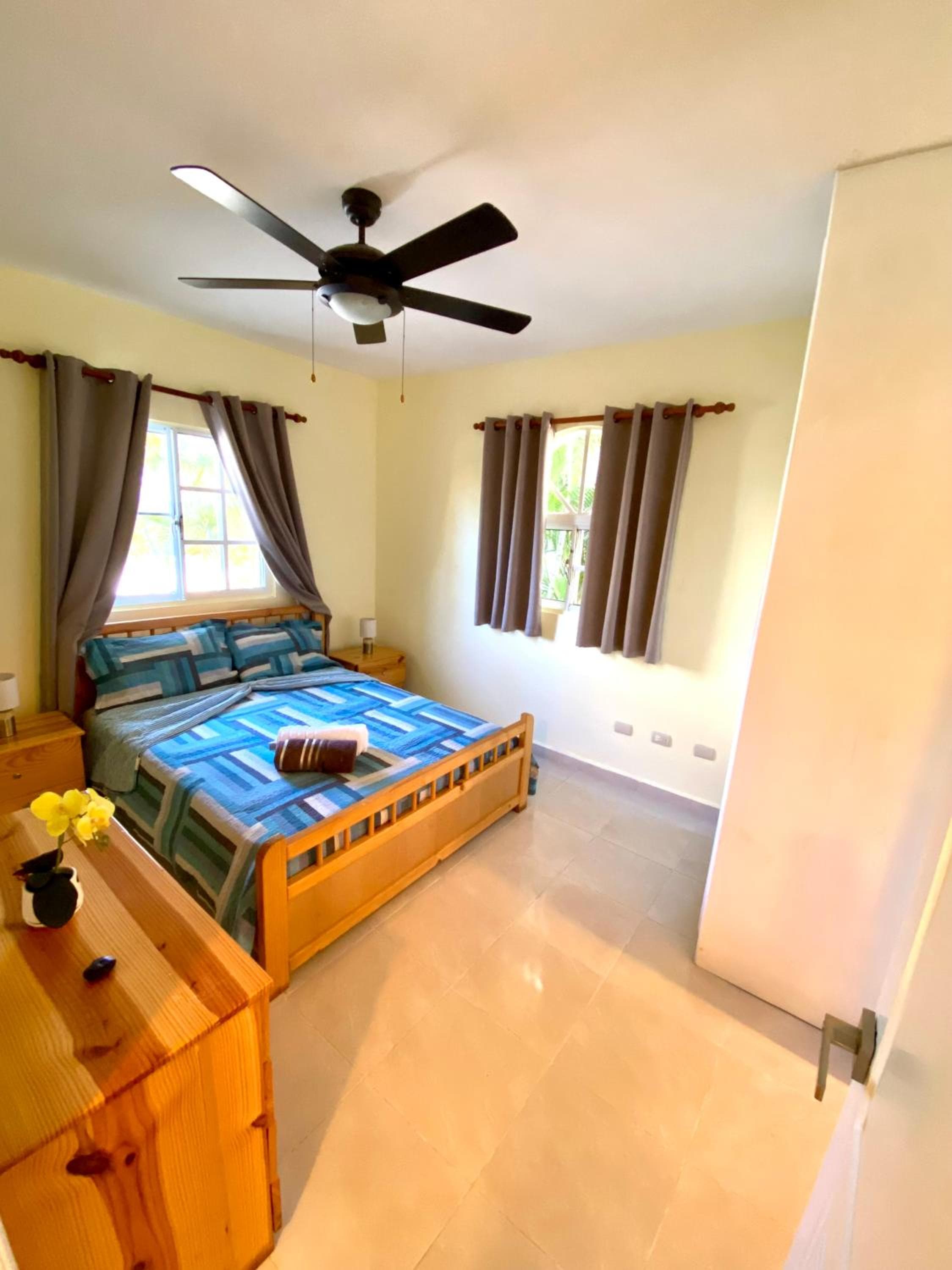 paradise close to the beach pool free parking,wifi- punta cana — 23
